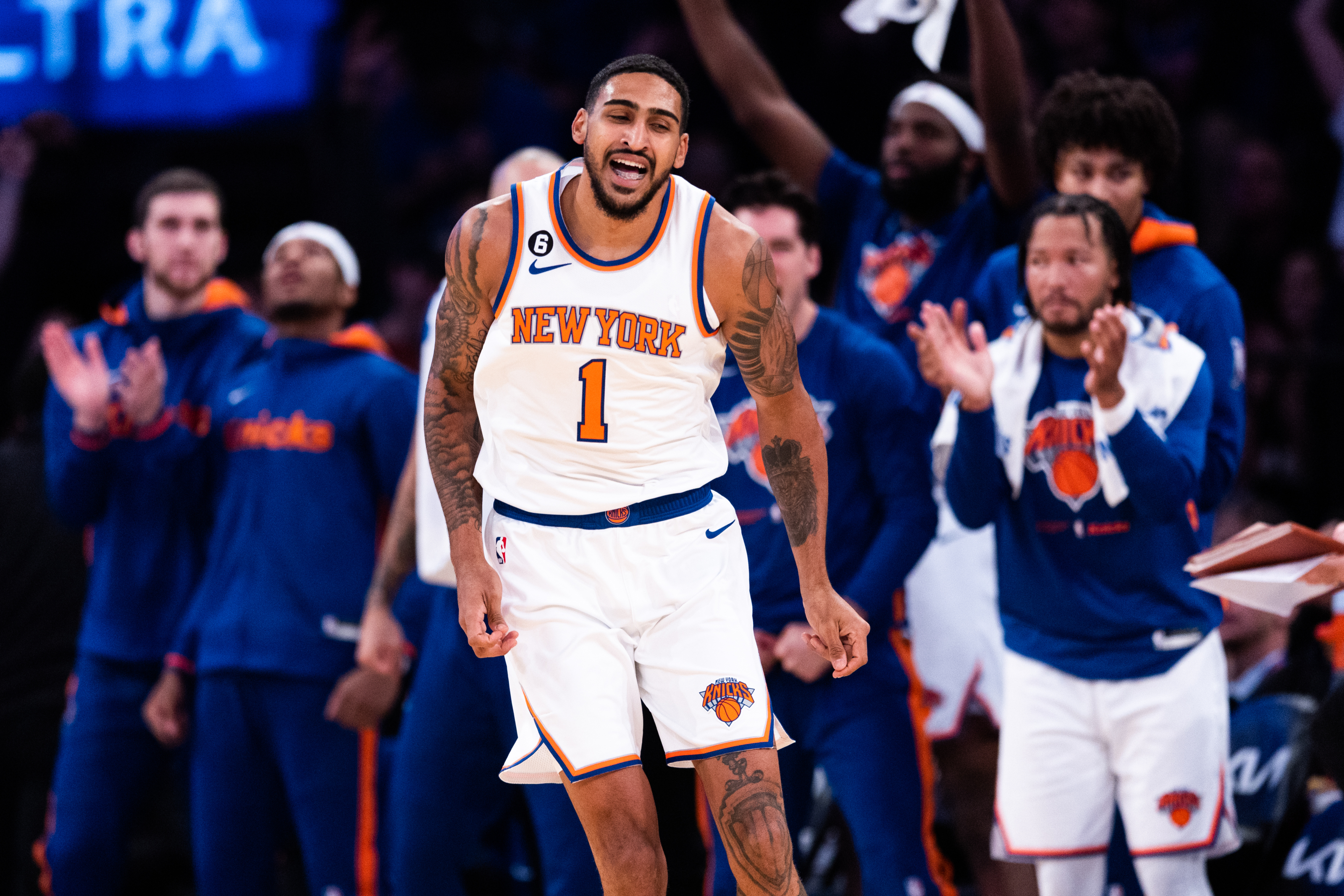 Knicks' Obi Toppin hilariously rips Jalen Brunson ahead of Giants-Eagles  matchup
