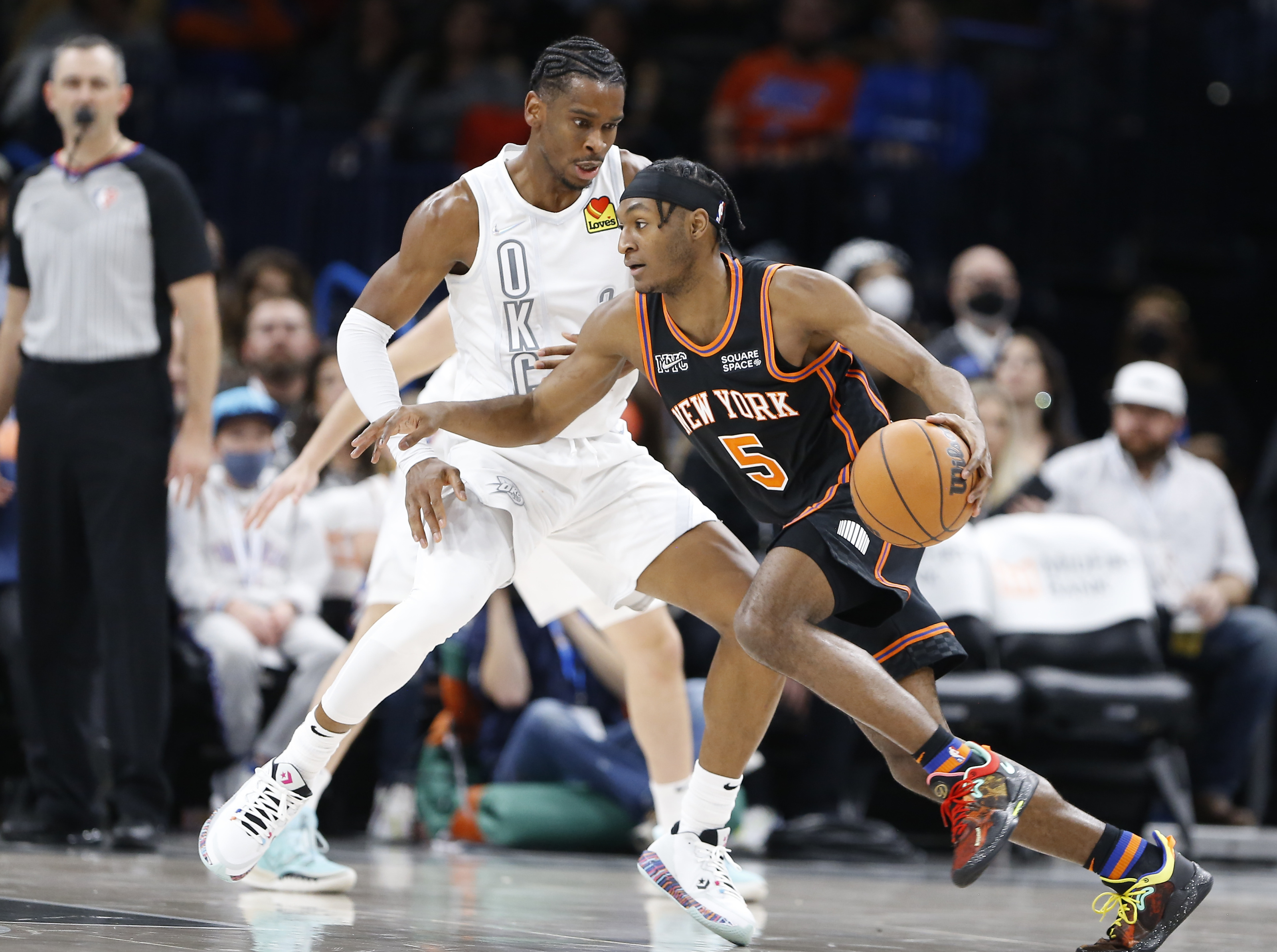 Onto the Next One: Could Shai Gilgeous-Alexander Help New York Knicks More  Than Donovan Mitchell? - Sports Illustrated New York Knicks News, Analysis  and More