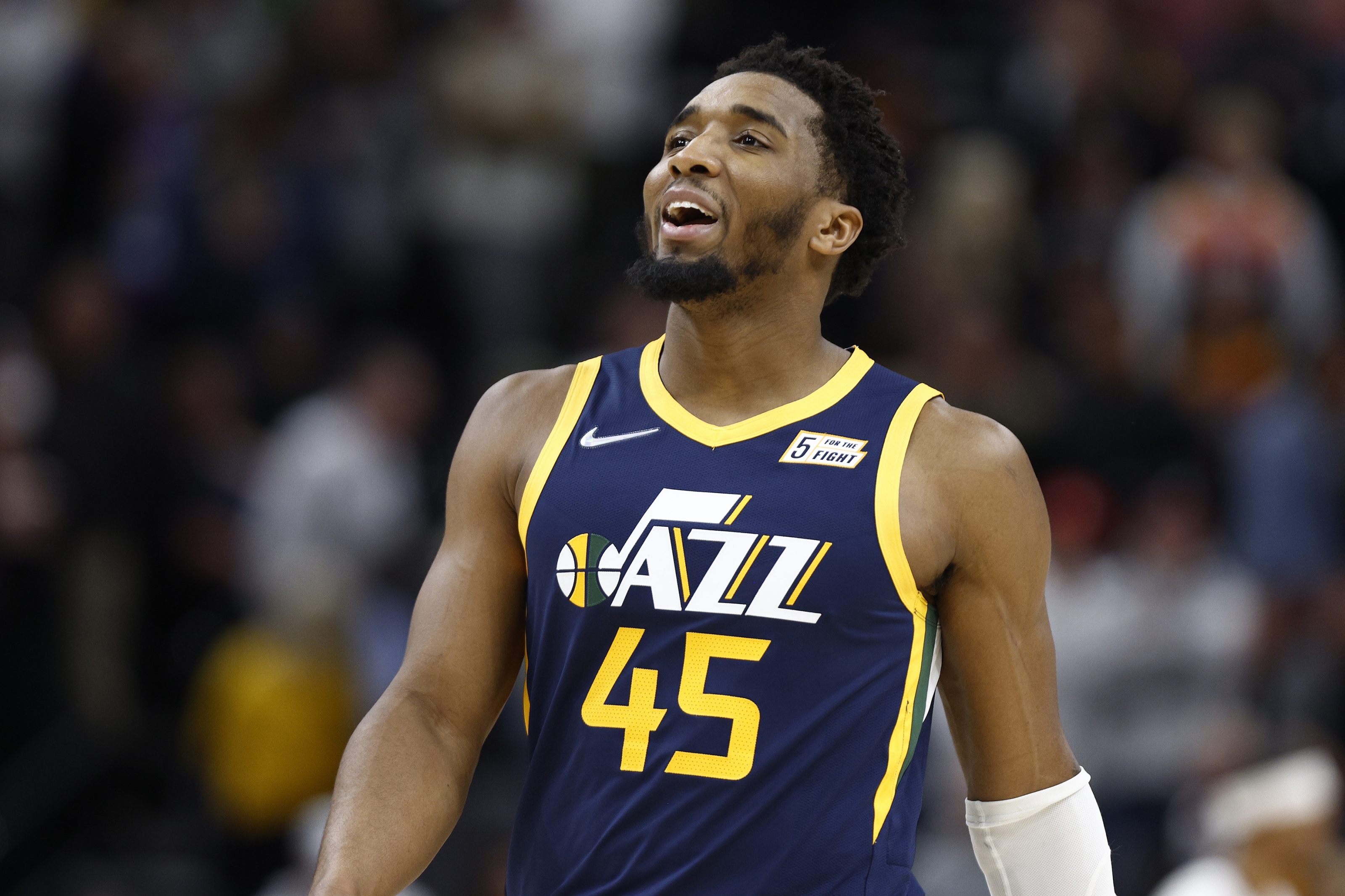 Report: New York Knicks continue to monitor trade market for Donovan  Mitchell - Fear The Sword
