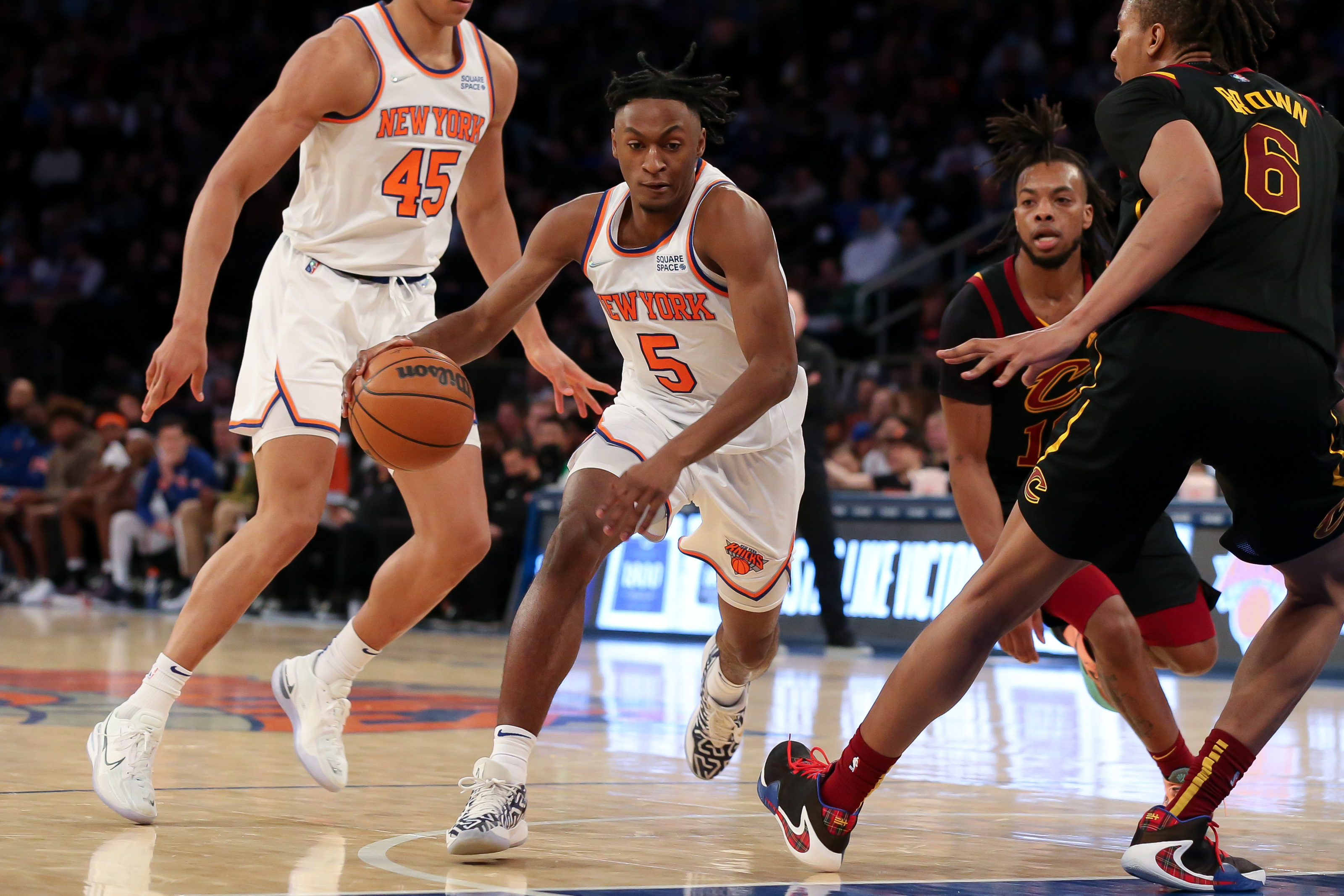 Knicks' Immanuel Quickley misses game for first time this season with sore  left knee - Newsday