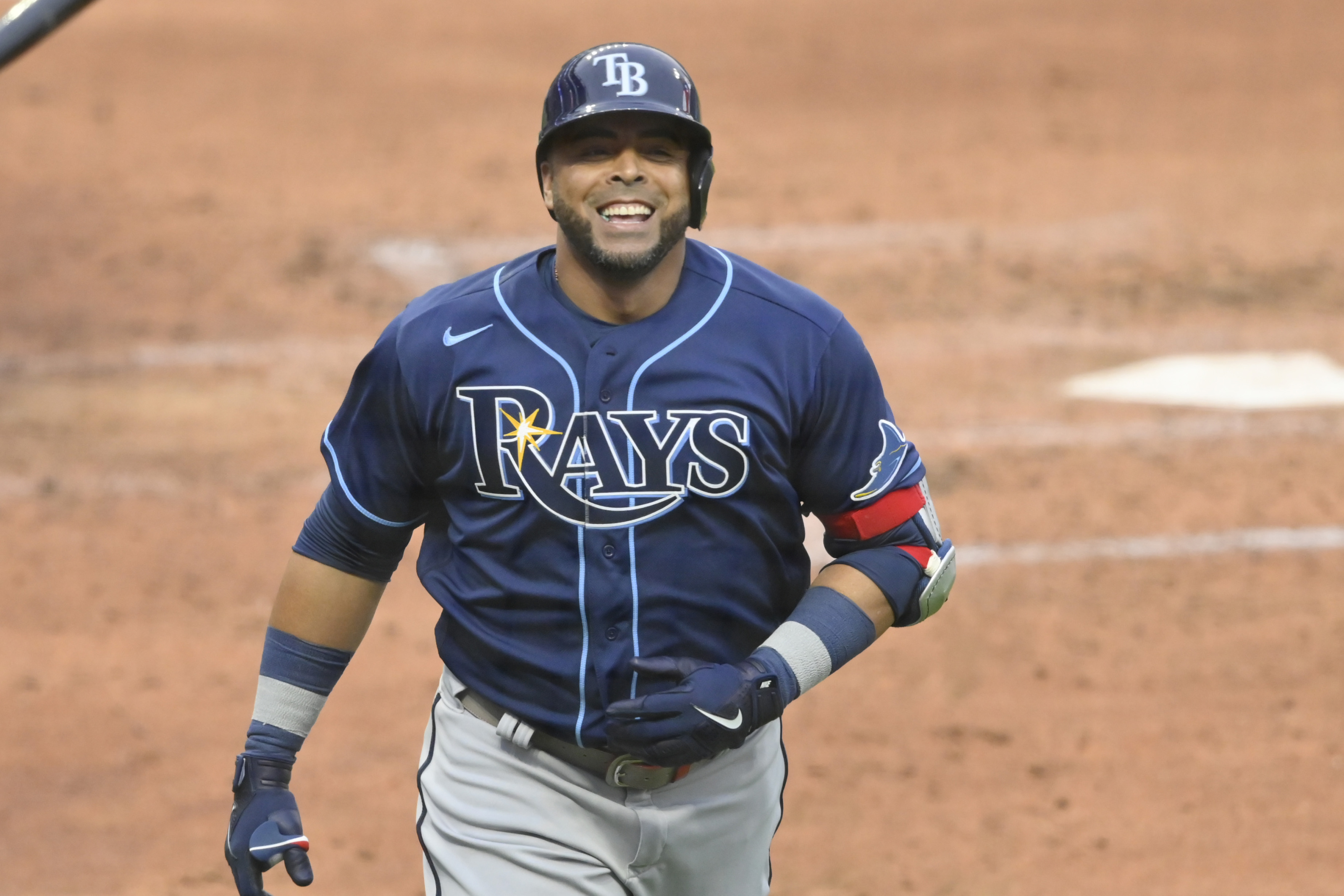 Milwaukee Brewers Among Several NL Teams Interested in Nelson Cruz
