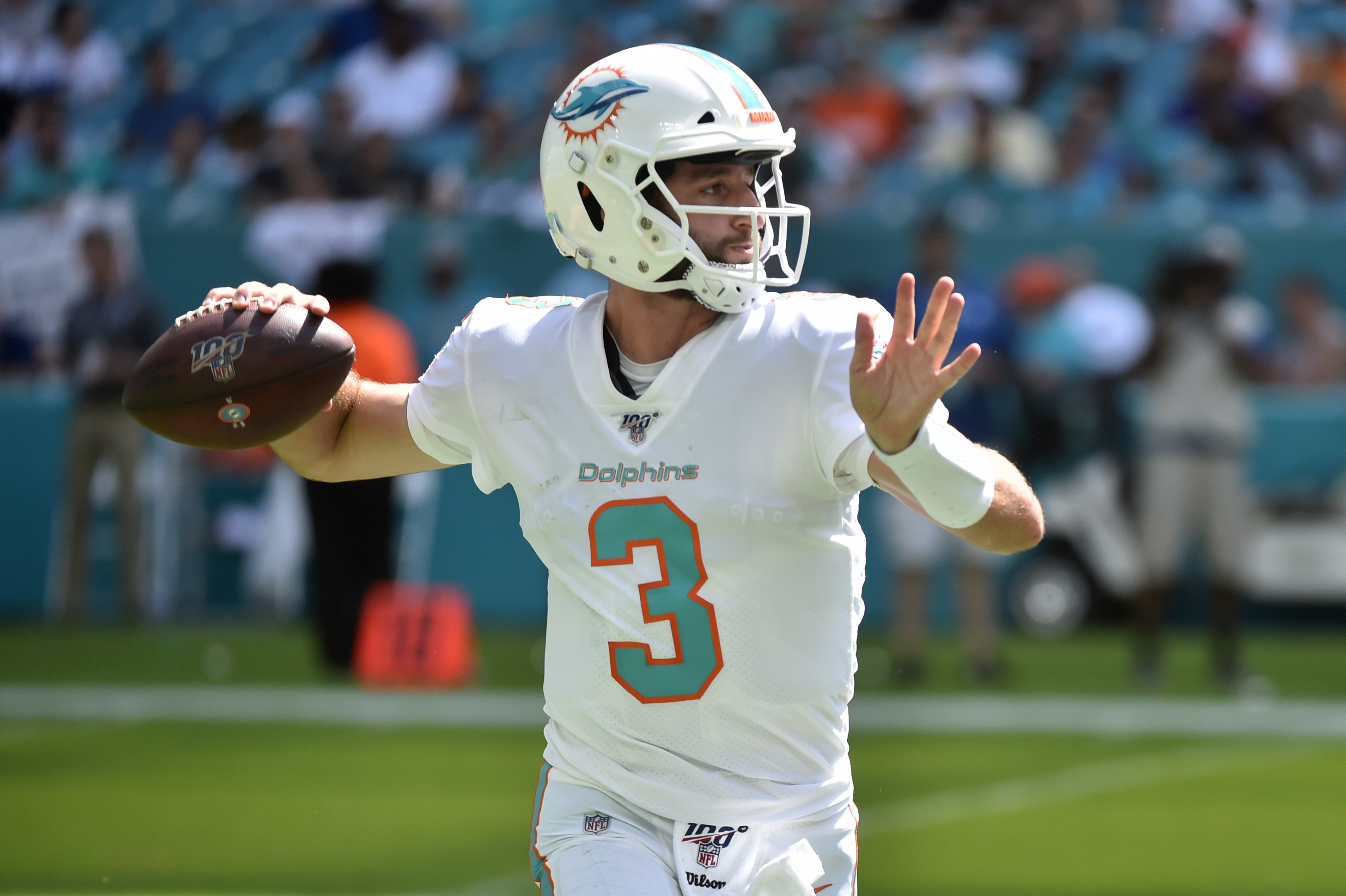 Chicago Bears: 3 potential trades with the Miami Dolphins