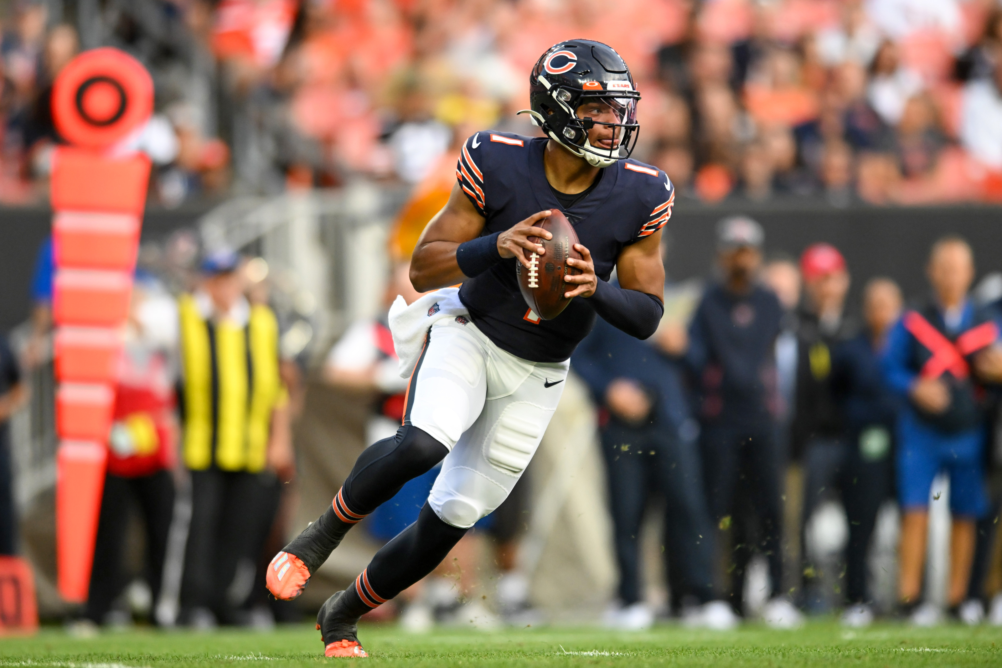 2022 NFL Week One. San Francisco 49ers at Chicago Bears: 5 Questions with  Niners Nation: what's the deal with Trey Lance? - Windy City Gridiron