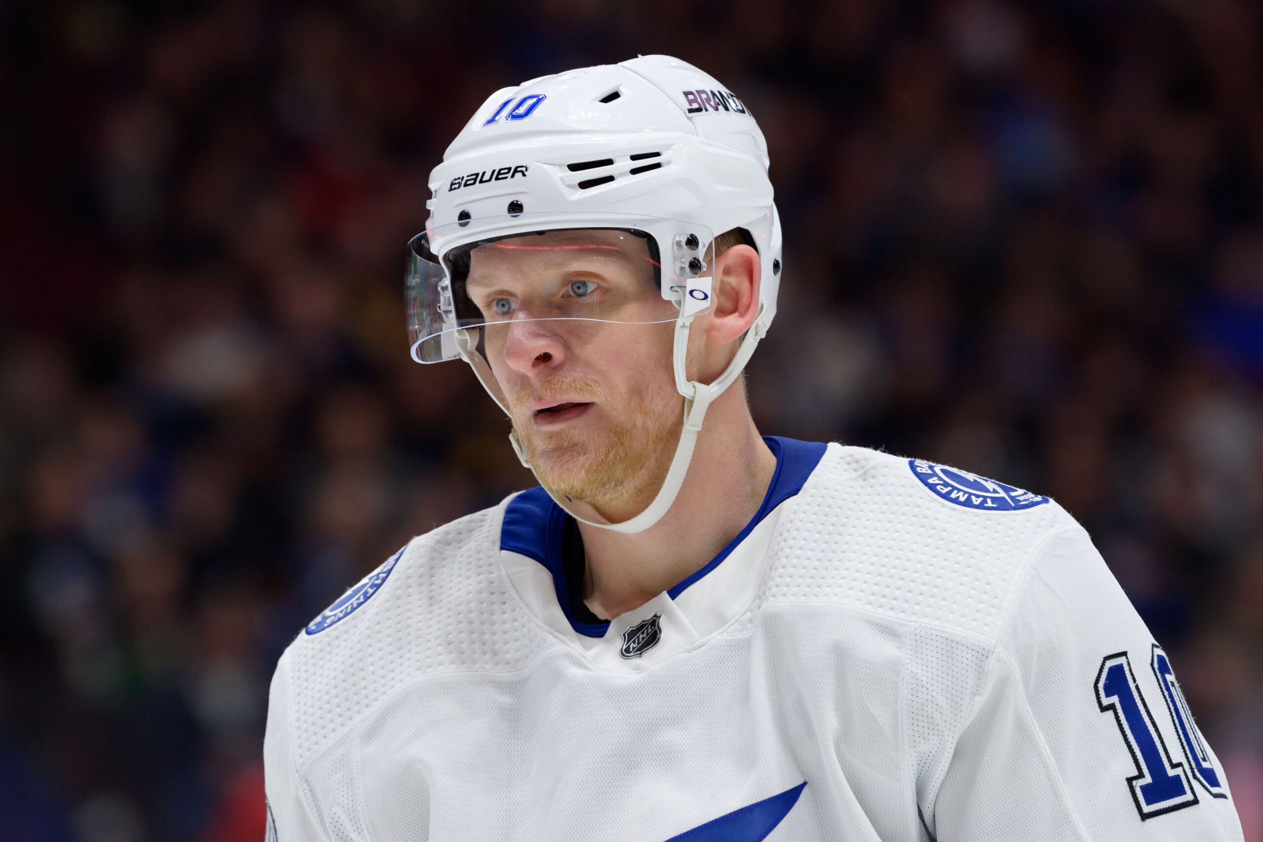 Lightning sign veteran Corey Perry to two-year contract