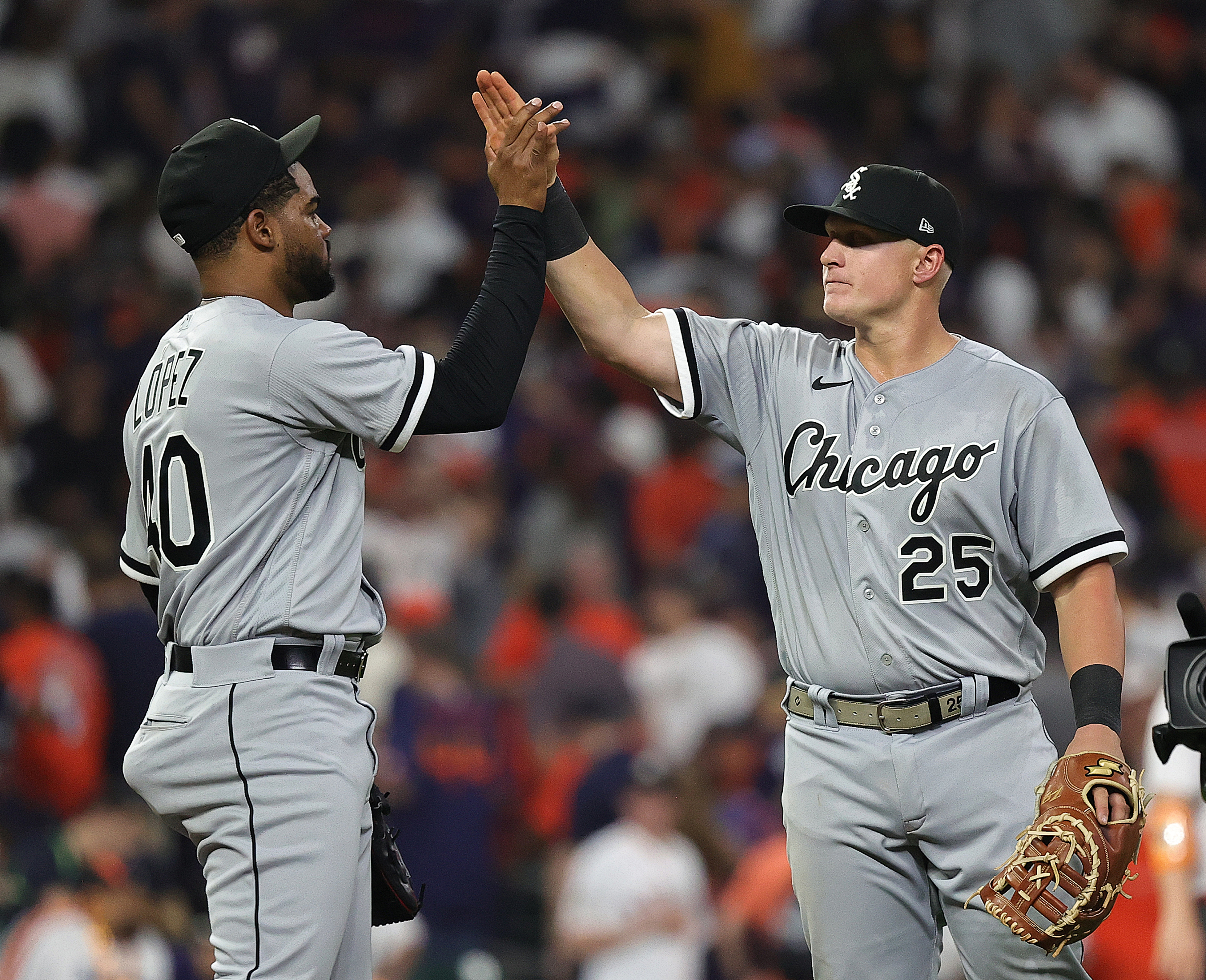 Chicago White Sox win their Opening Day game in Houston