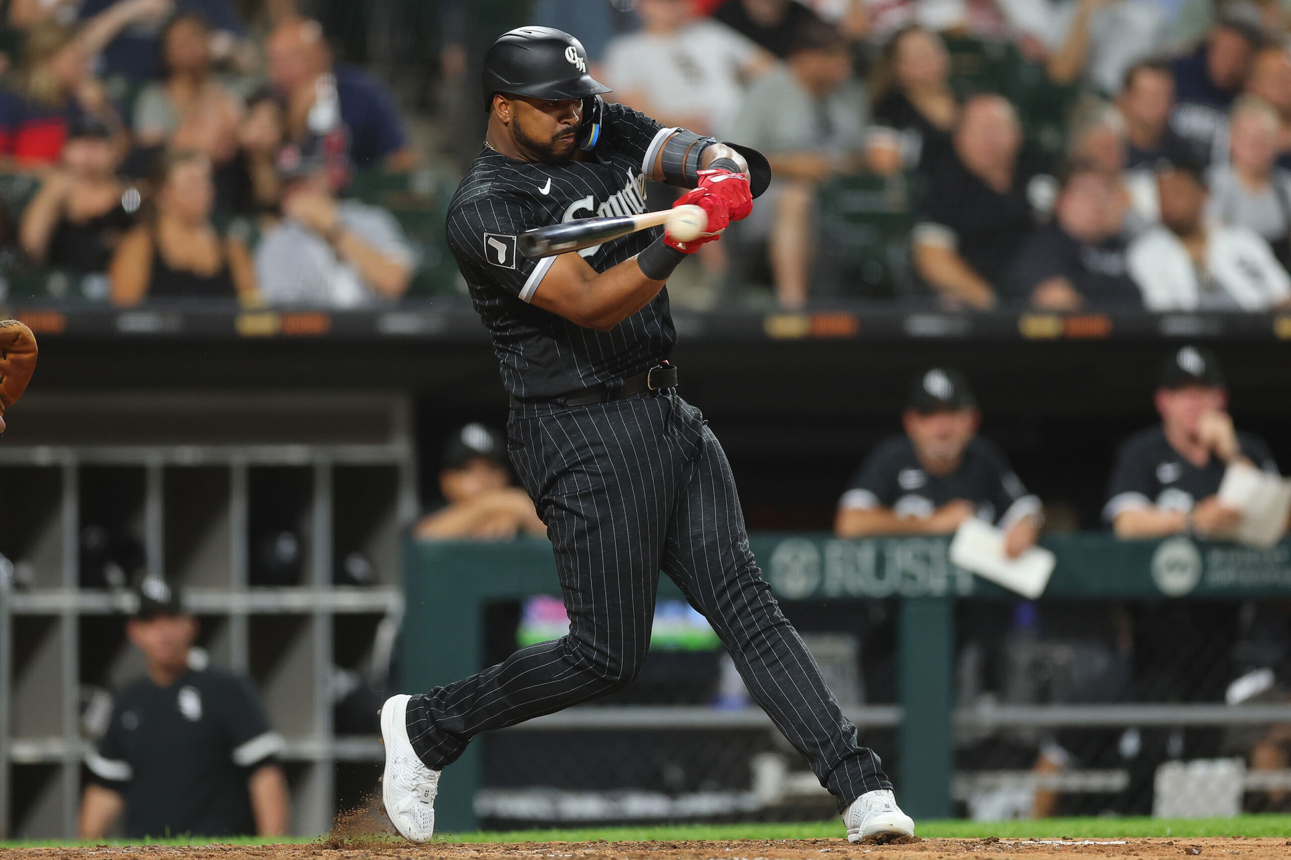 Eloy Jimenez signs long-term deal with White Sox, expected to play opening  day