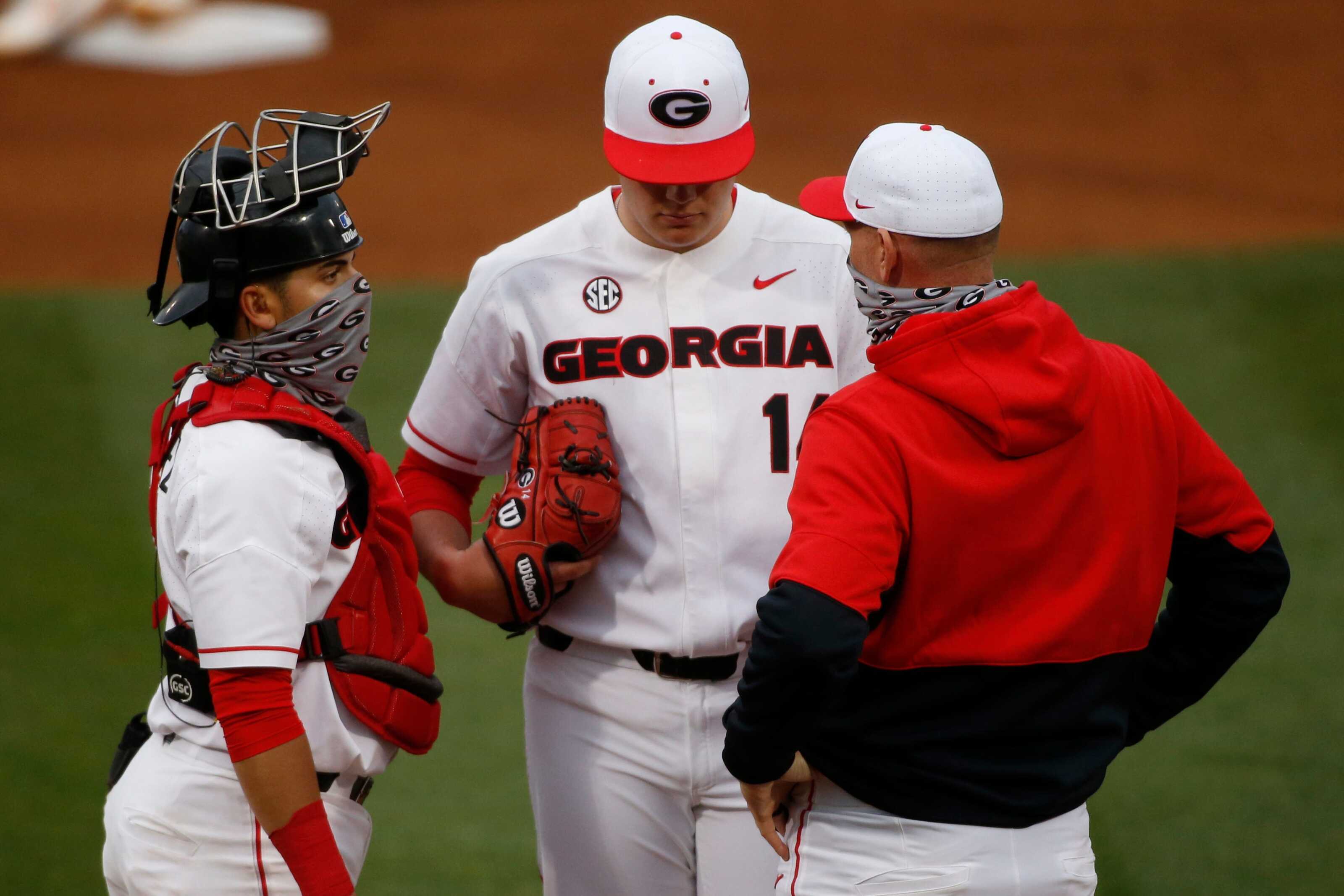 Pair of high scoring innings lift Georgia baseball past Georgia State