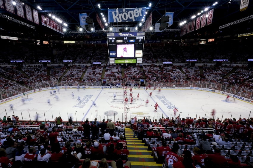 Joe Louis Arena prepares for Stanley Cup playoffs