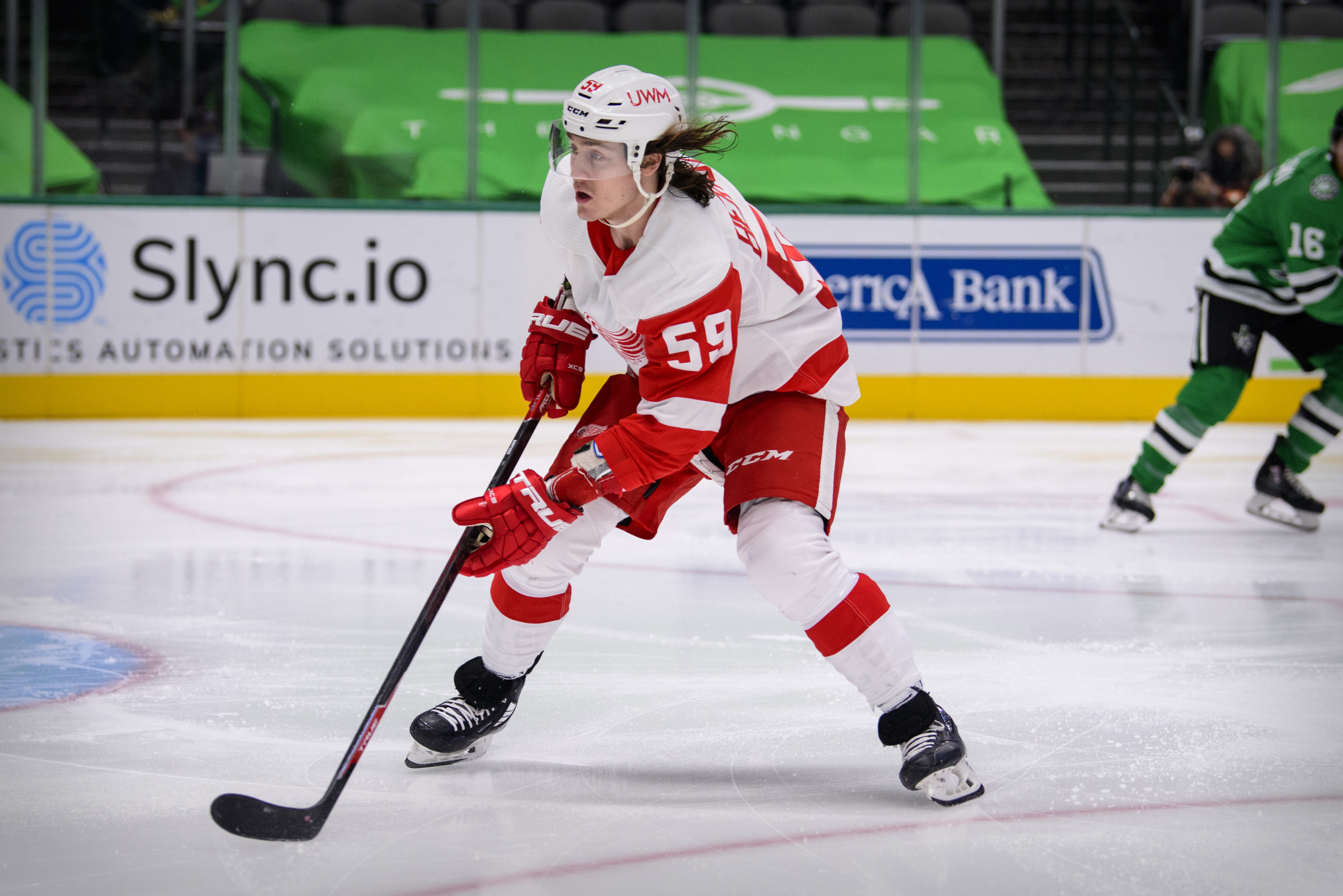 Tyler Bertuzzi gives Detroit Red Wings options for scoring lines