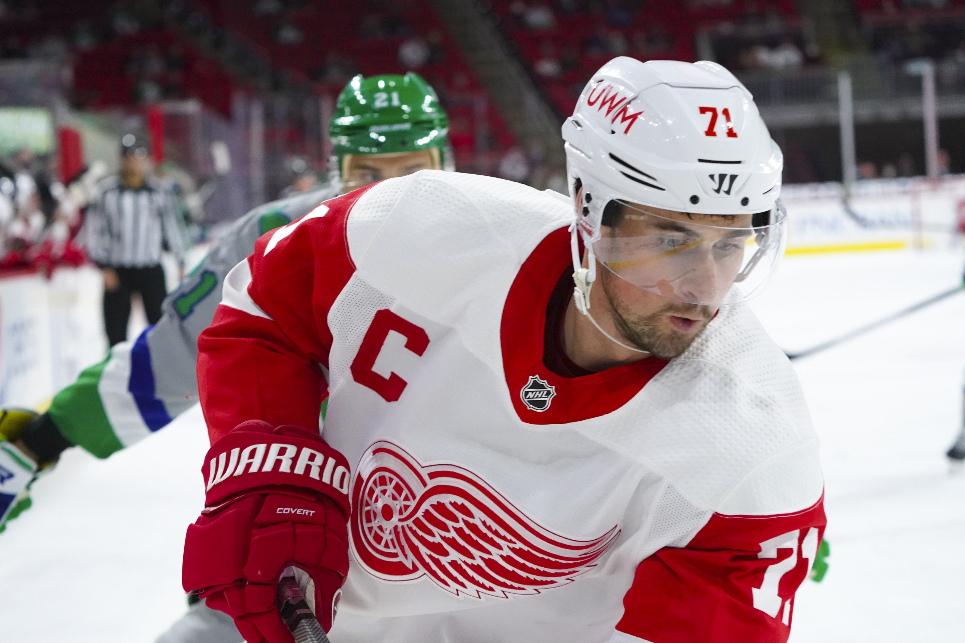 Detroit Red Wings Dylan Larkin needs to live up captaincy in 2021-22