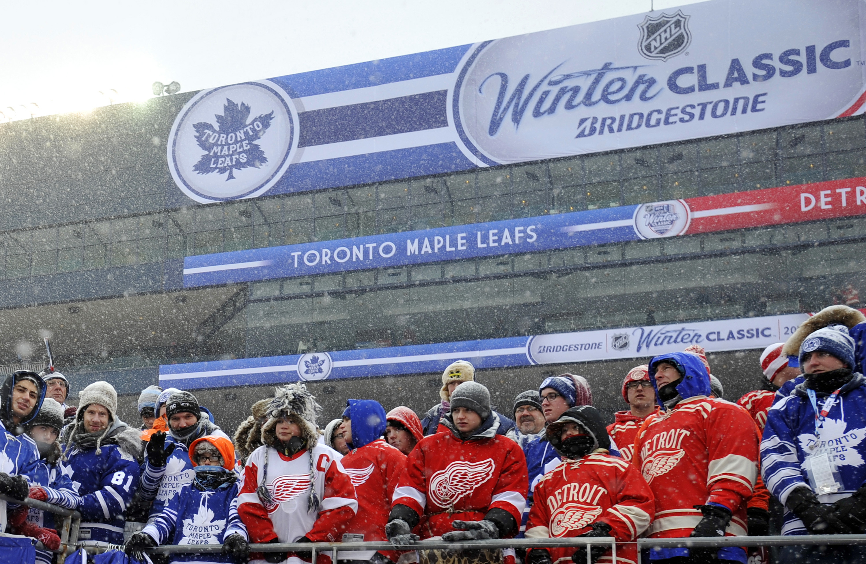 NHL Jan.01/2014 Winter Classic Toronto Maple Leafs - Detroit Red Wings 