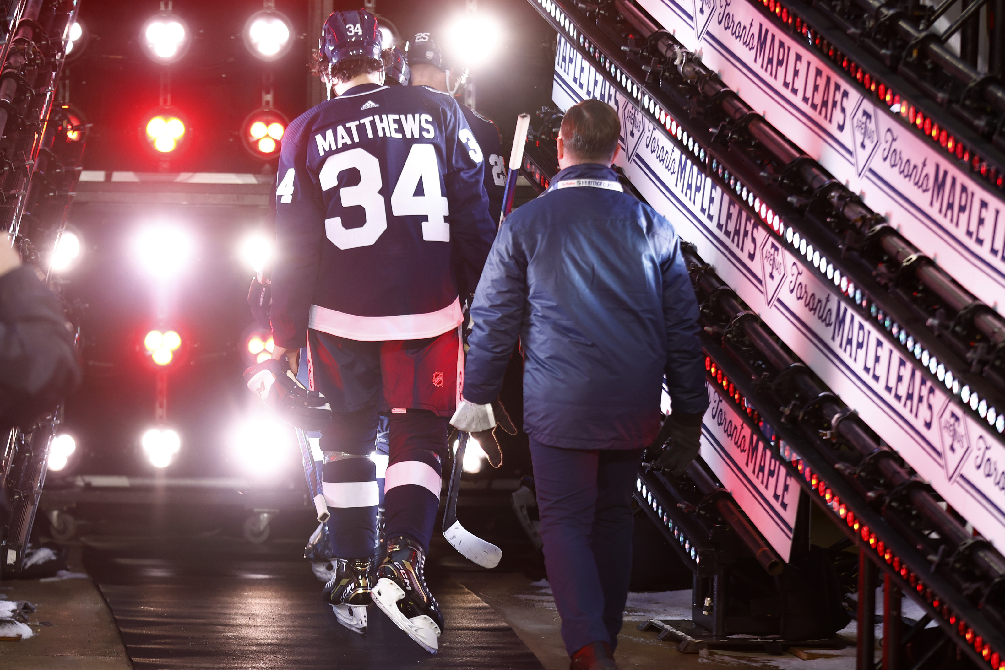 Auston Matthews suspended 2 games for cross-check in Heritage