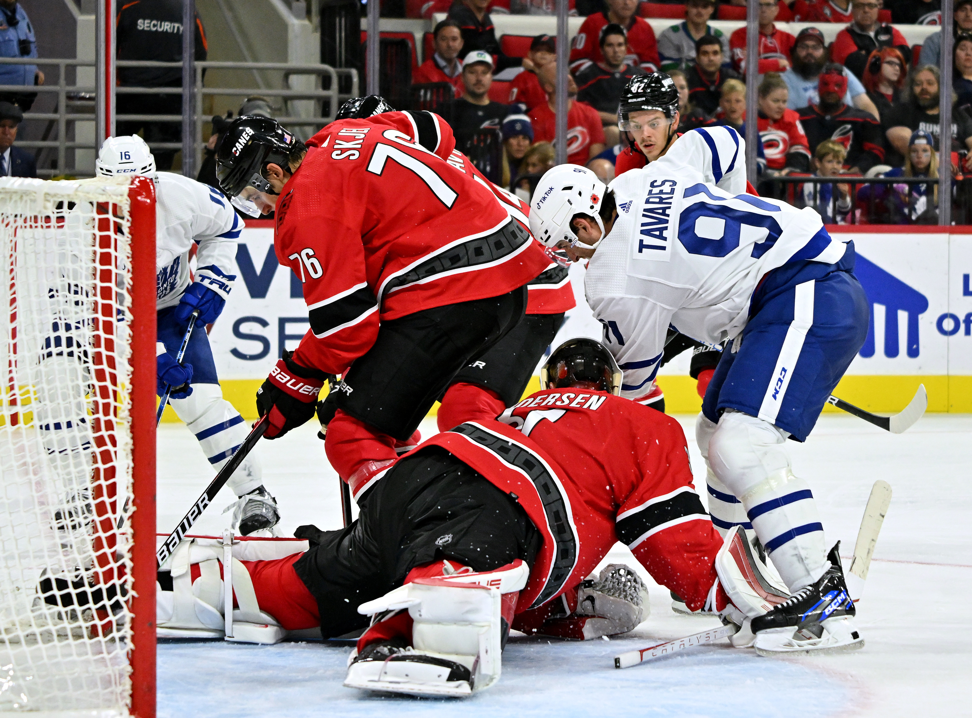 Aston-Reese scores 2 as Maple Leafs beat Hurricanes 5-2