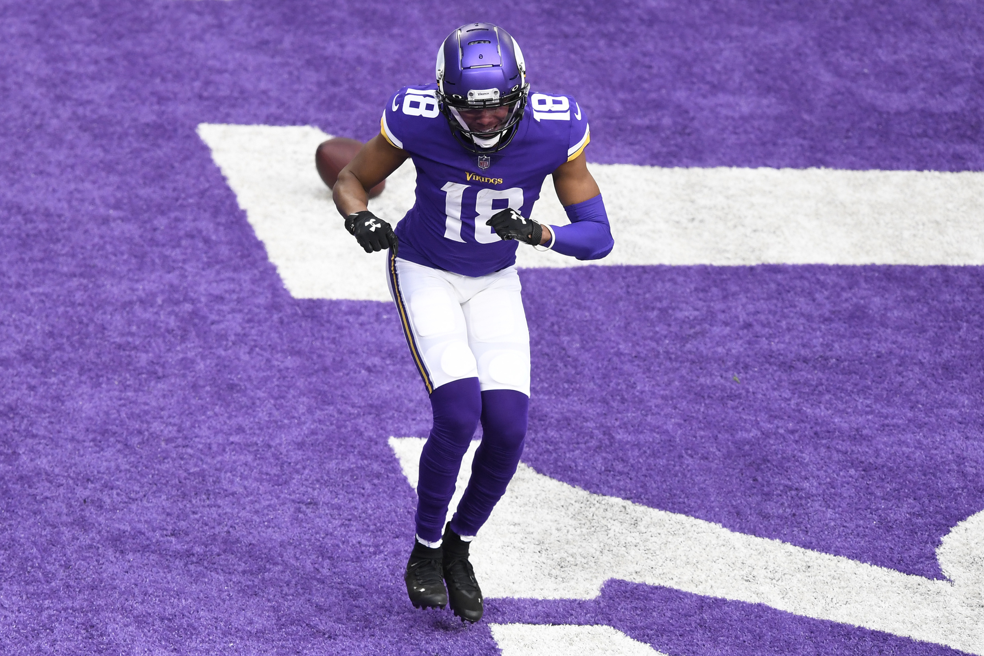 PFF on X Justin Jefferson has passed Randy Moss for most receiving yards  in a single season in Vikings history  httpstco7Aqf7FoueJ  X