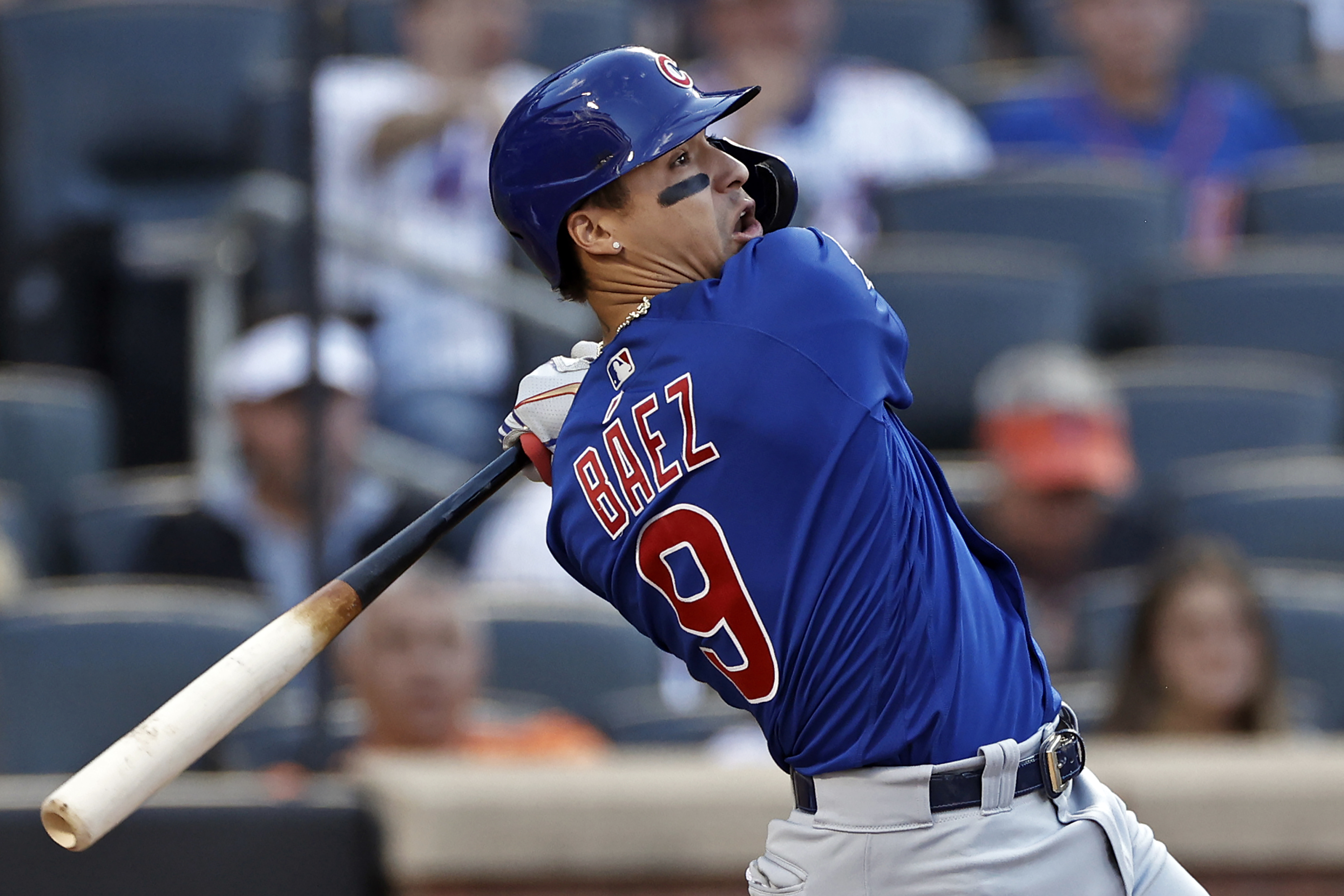 Javier Baez smashes a 2-run homer into the apple at Citi Field (Video)