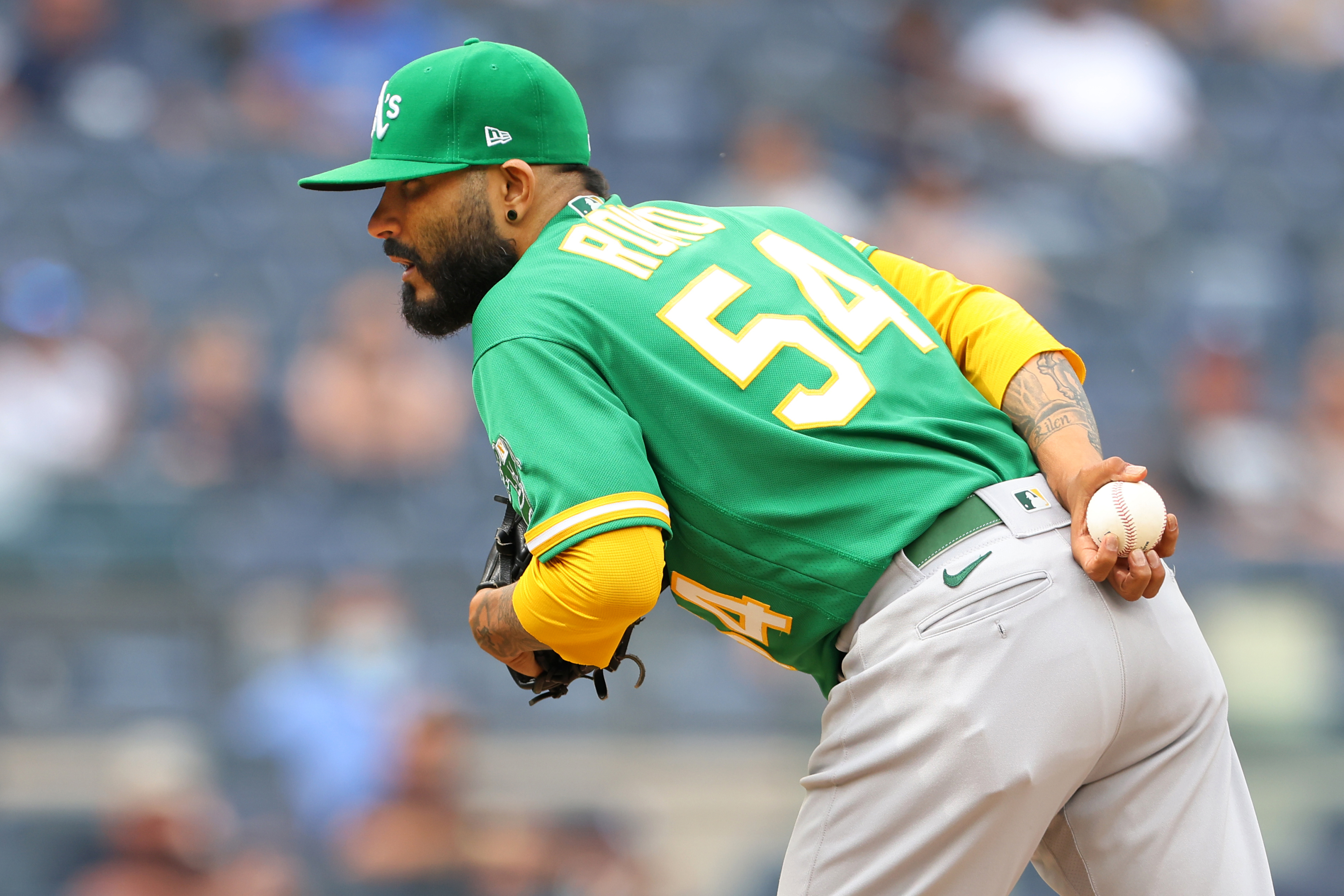 Sergio Romo gets great deal after dropping pants on diamond