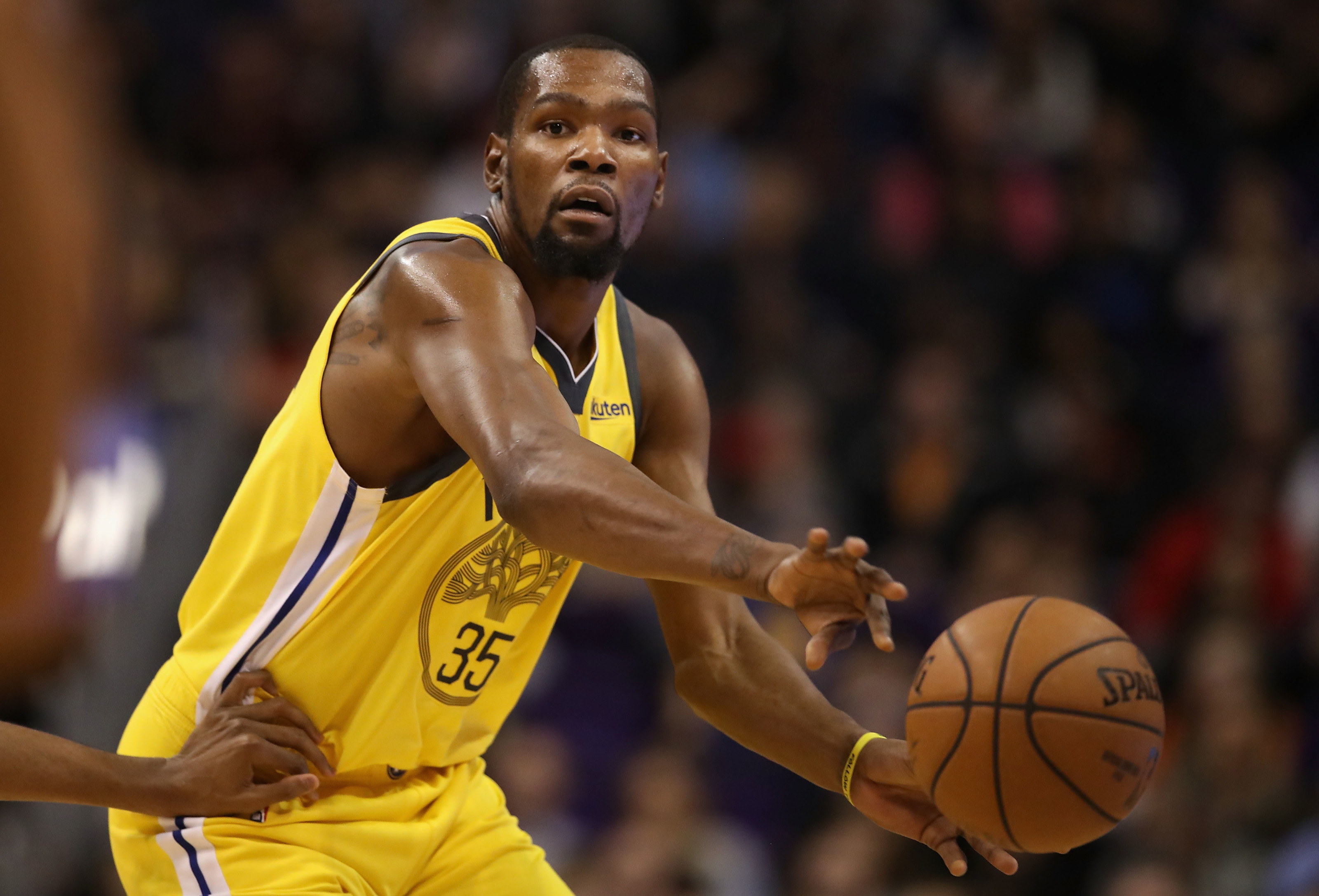 Durant dominant for Warriors