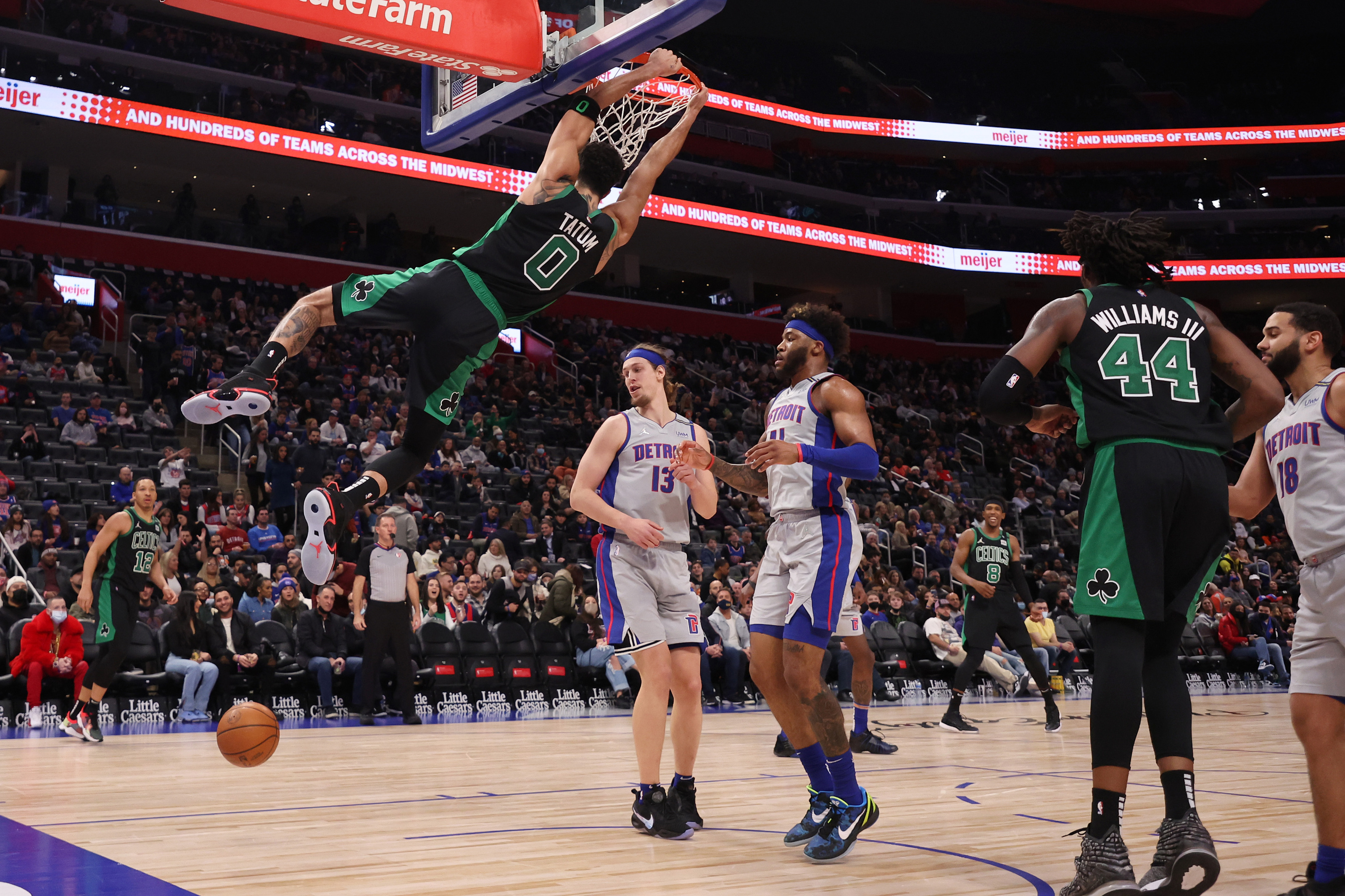 Celtics Roster & Lineup vs. Nets; Latest on Kyrie Irving Injury