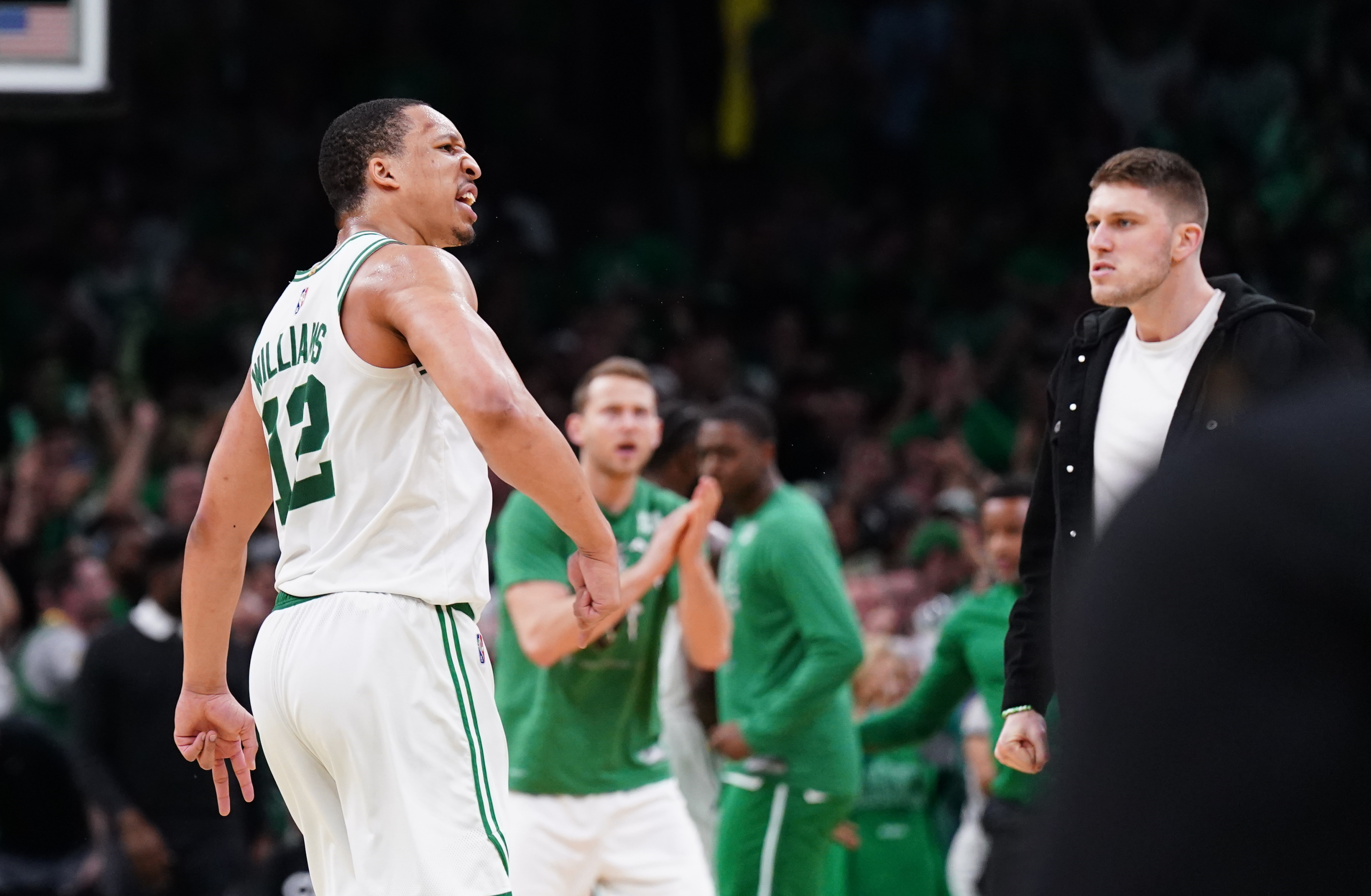 Grant Williams flexes his range in Celtics summer league debut – Boston  Herald