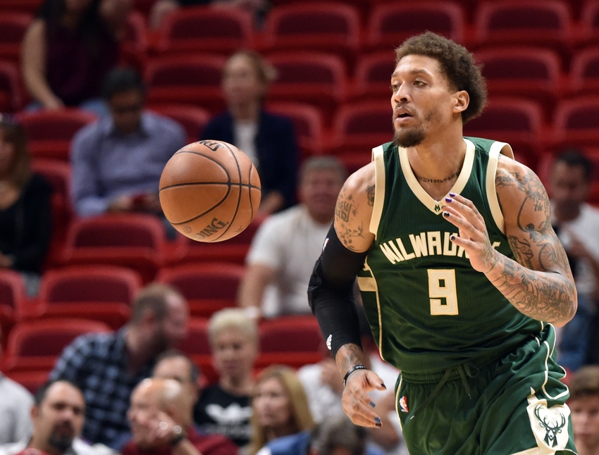 Rockets sign Michael Beasley as their basketball tragedy devolves into  comedy - The Dream Shake