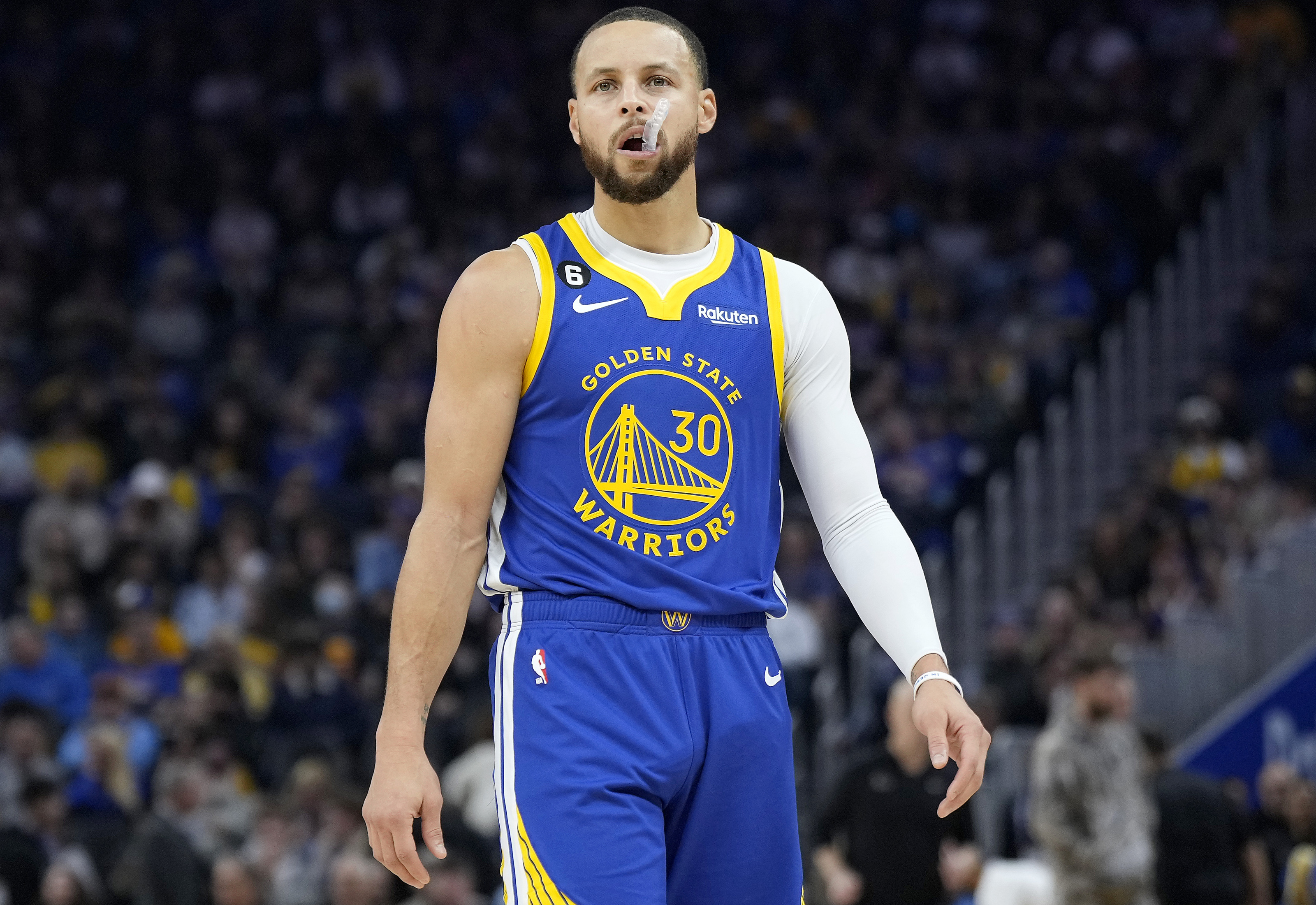 Is Stephen Curry playing tonight? Warriors vs. Timberwolves time