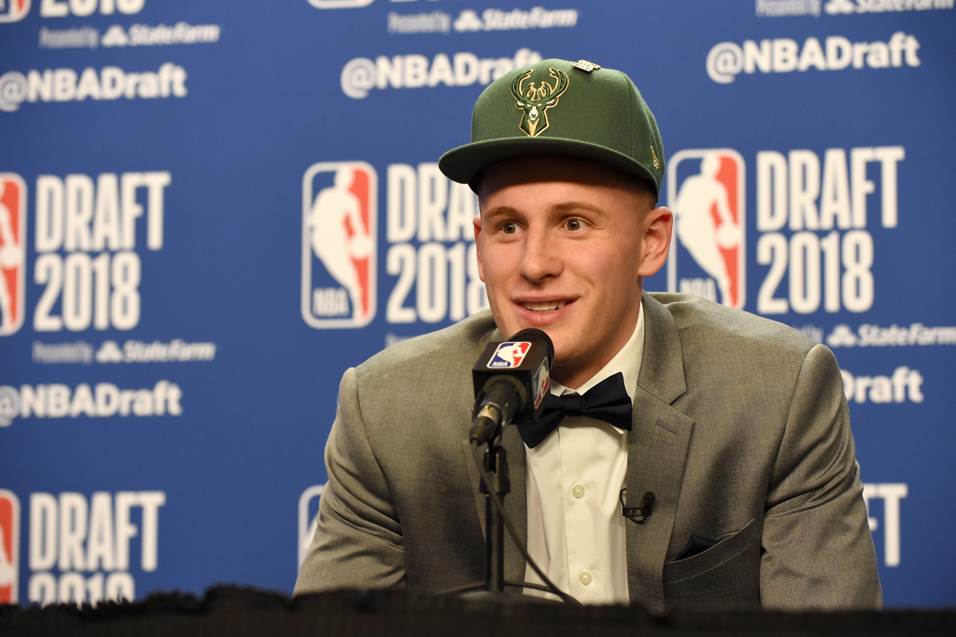 Bench role no problem for Bucks first-round pick Donte DiVincenzo