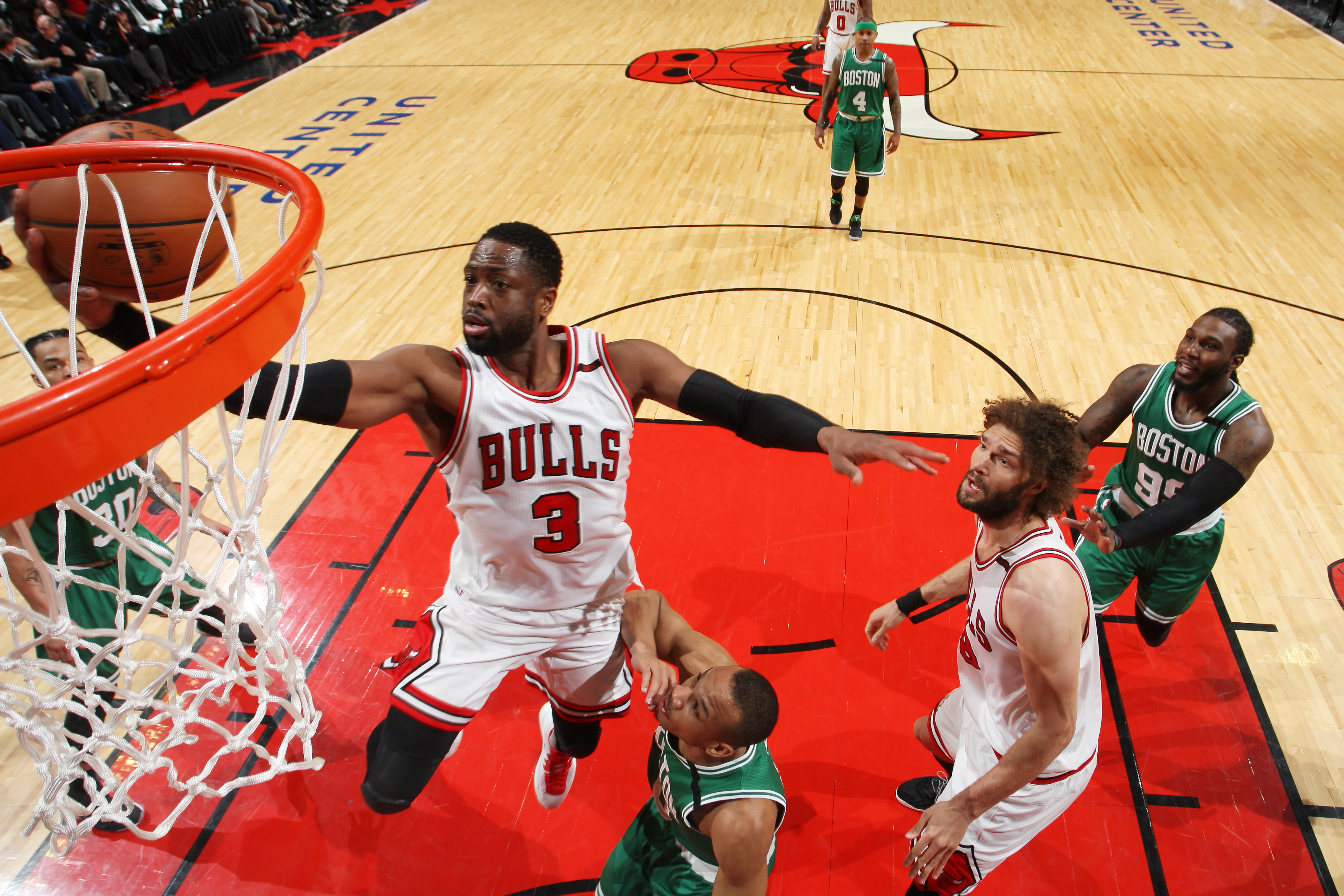 Dwyane Wade's newly found 3-point shot is the key to the Bulls' season