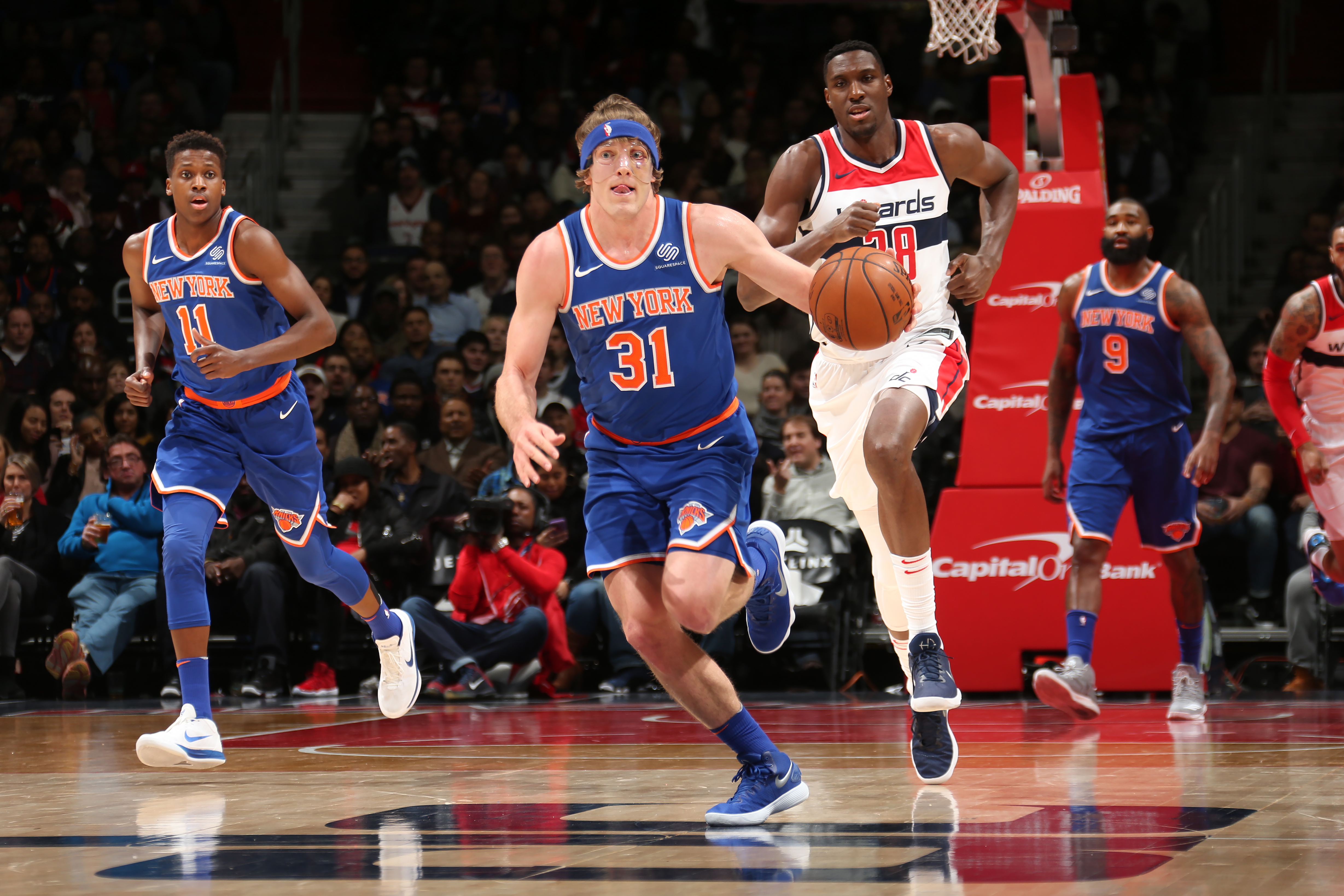 New York Knicks: Anthony Davis' dunk says more about Ron Baker