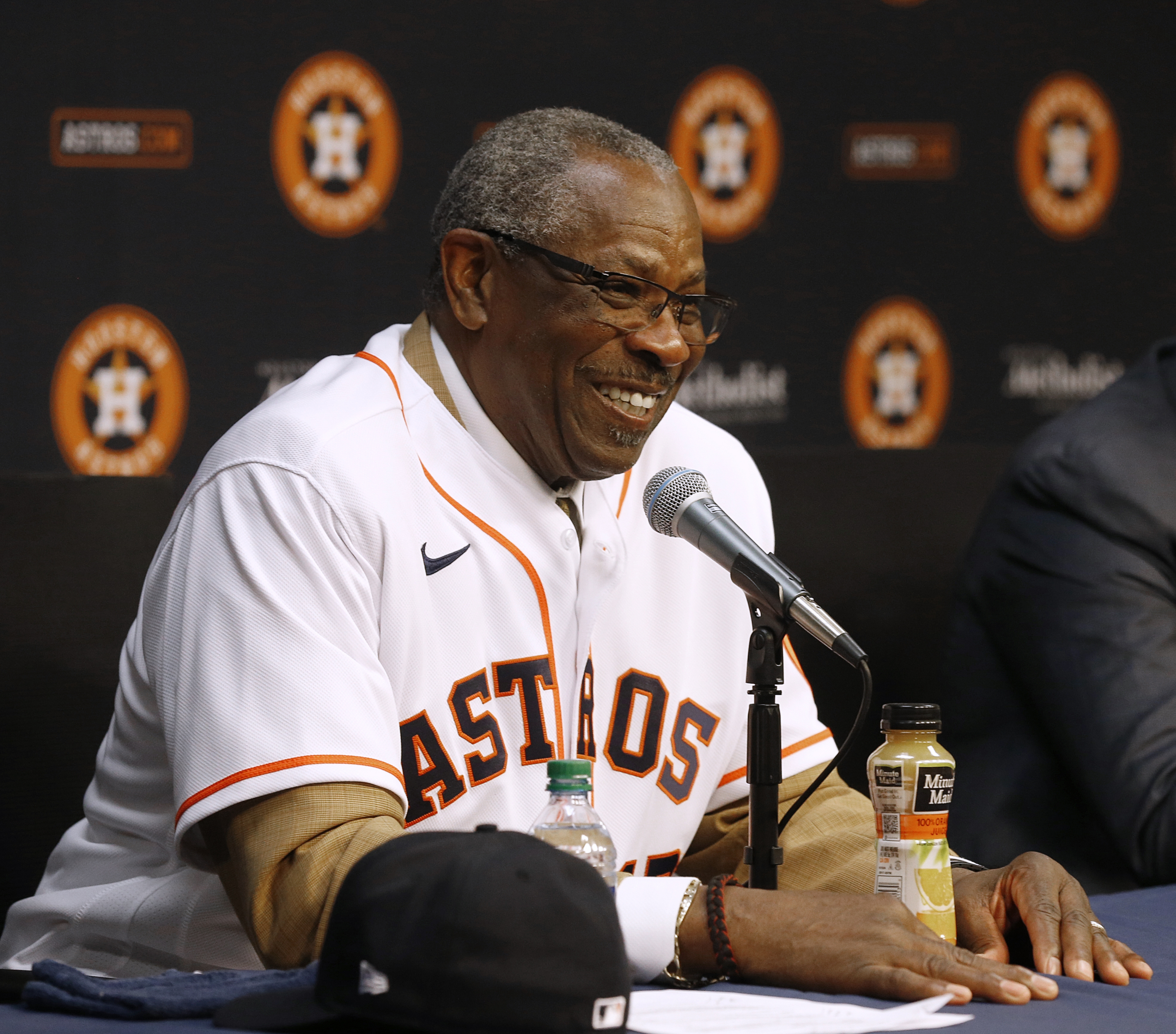 Washington Nationals hire Dusty Baker as their next manager - The