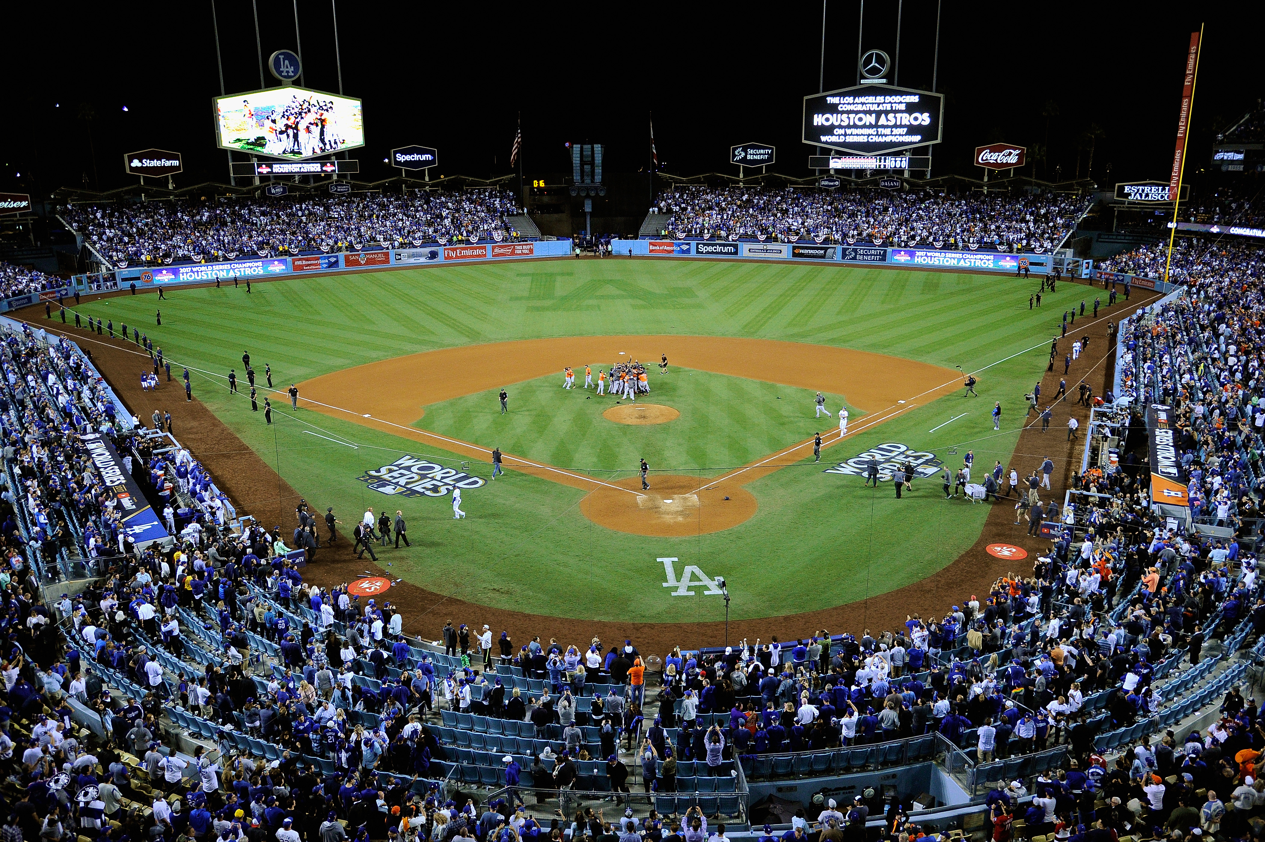 Photos: Dodgers vs. Astros in World Series Game 3 from Houston – San  Bernardino Sun