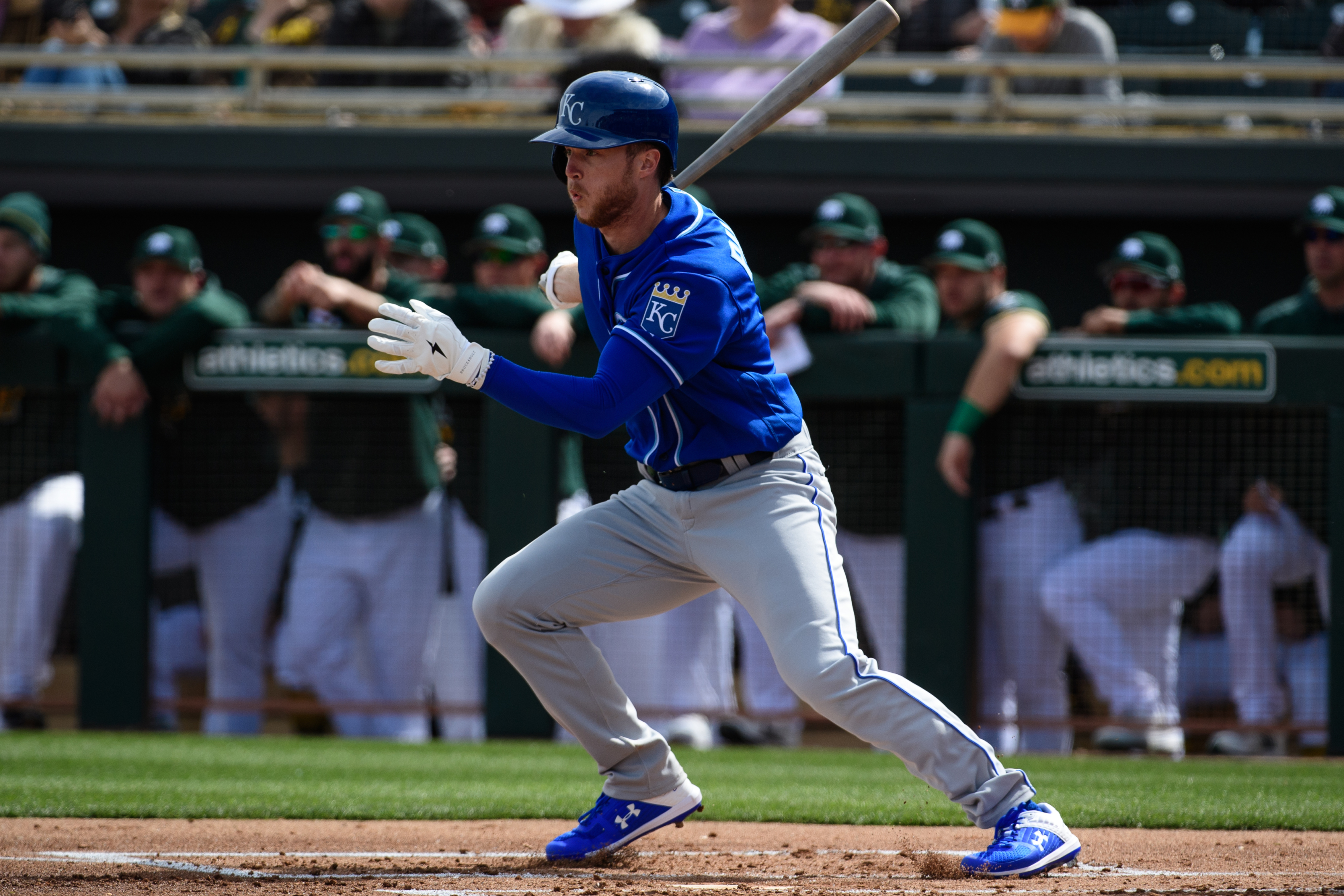 Royals trade Moustakas to Brewers for two minor-leaguers