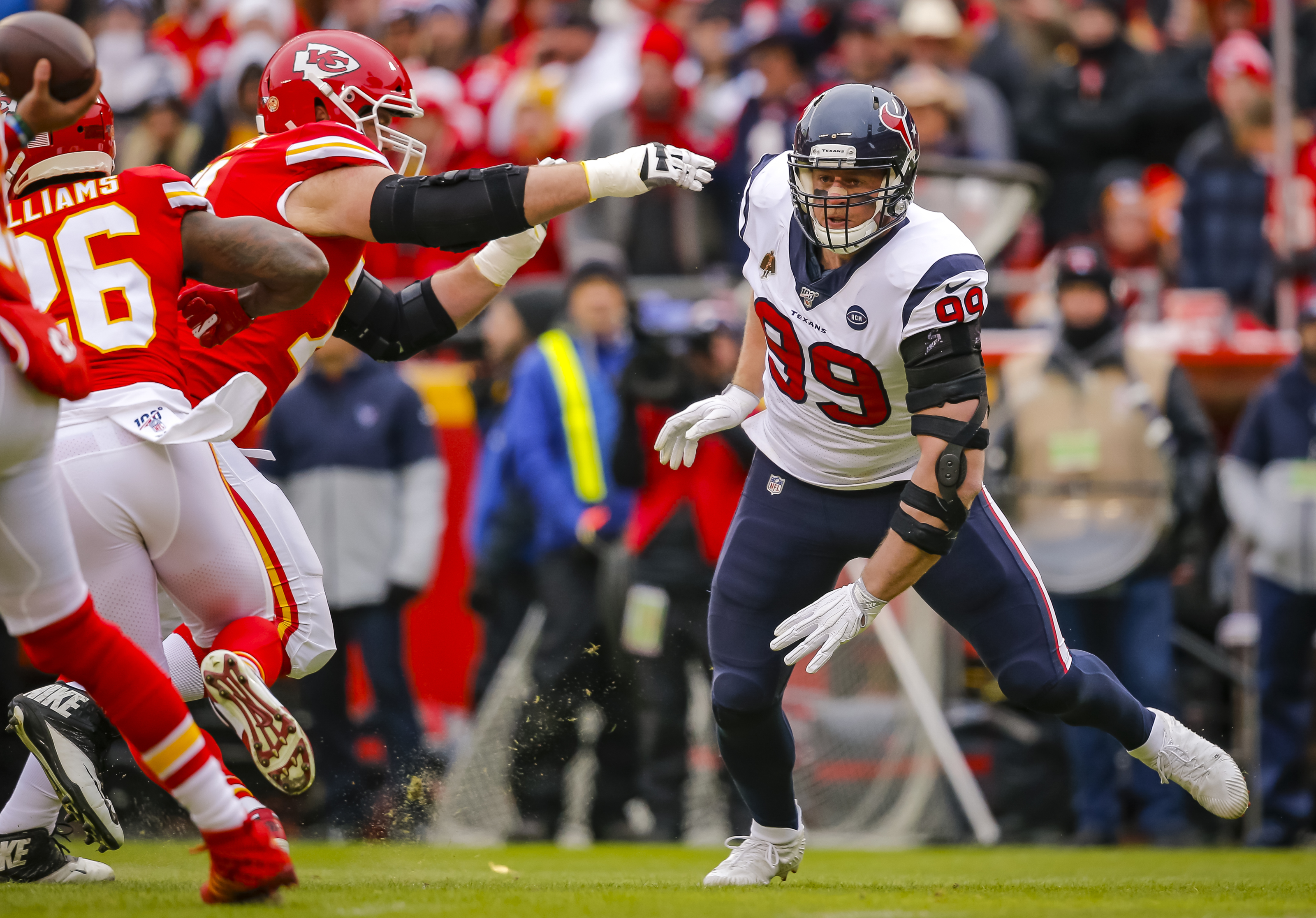 KC Chiefs: Trading for J.J. Watt would give defense a big boost in 2021