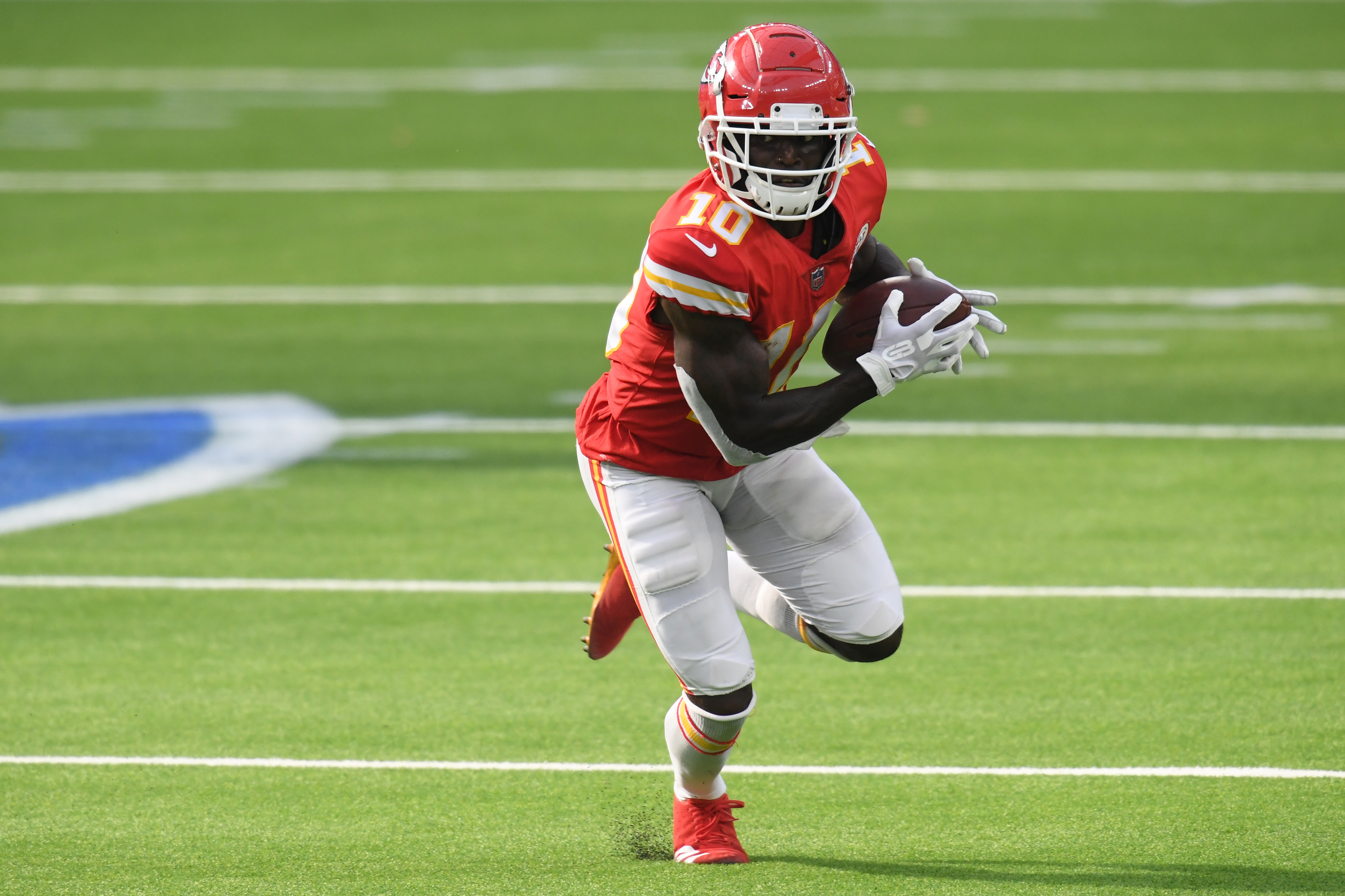 Kansas City Chiefs: 5 star performances vs Chargers in week 2