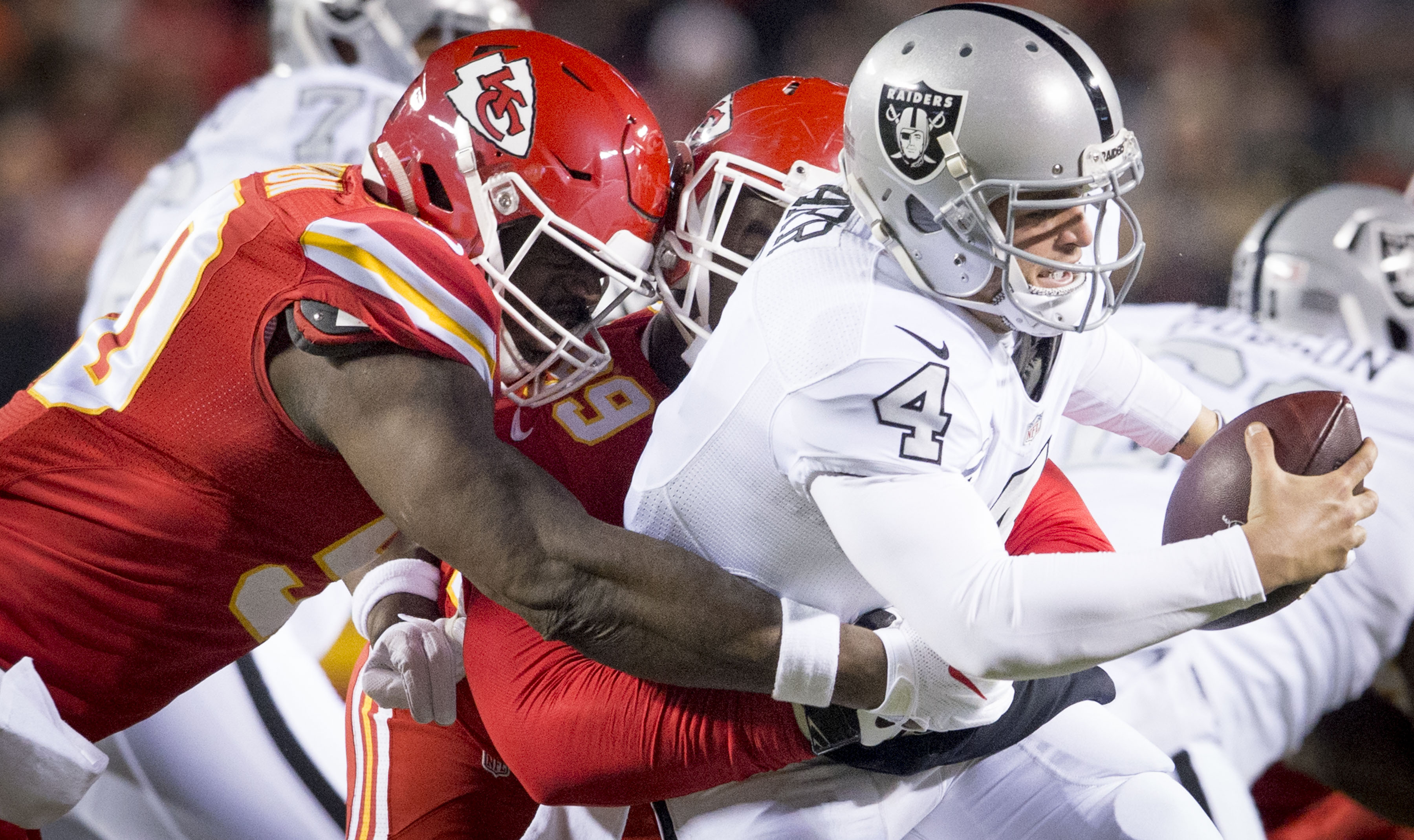 Chiefs-Raiders rivalry by the numbers 