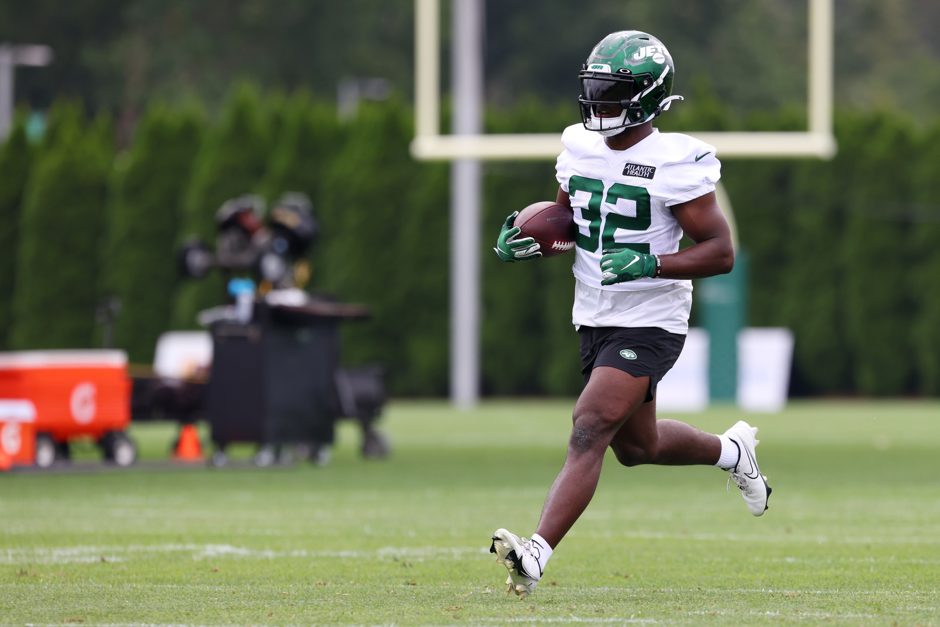 UNC Football: Michael Carter takes first team reps with New York Jets
