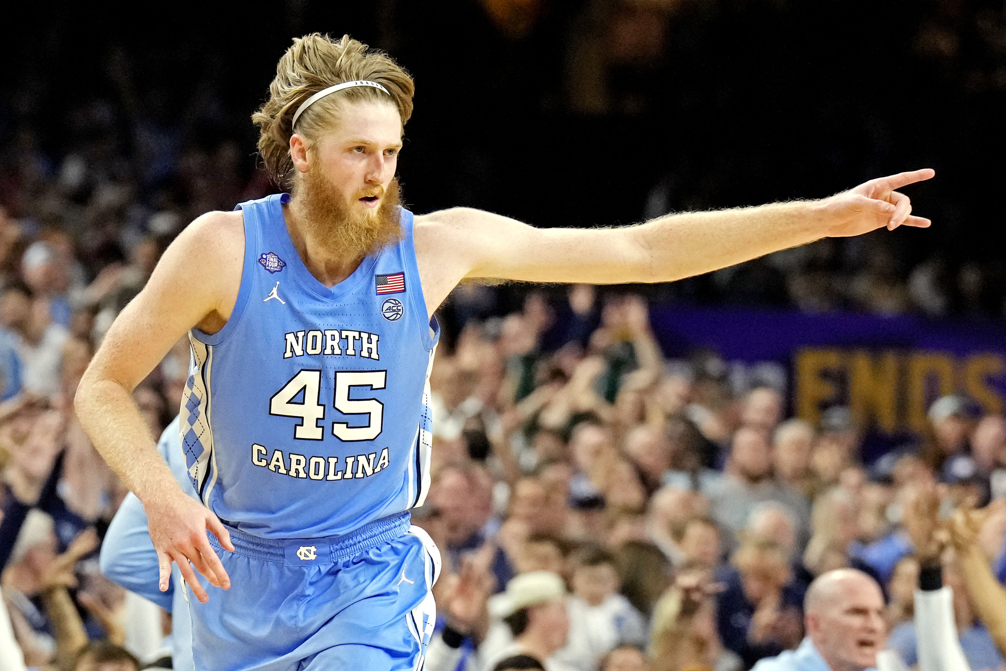 Oklahoma Basketball: Brady Manek transferring to North Carolina