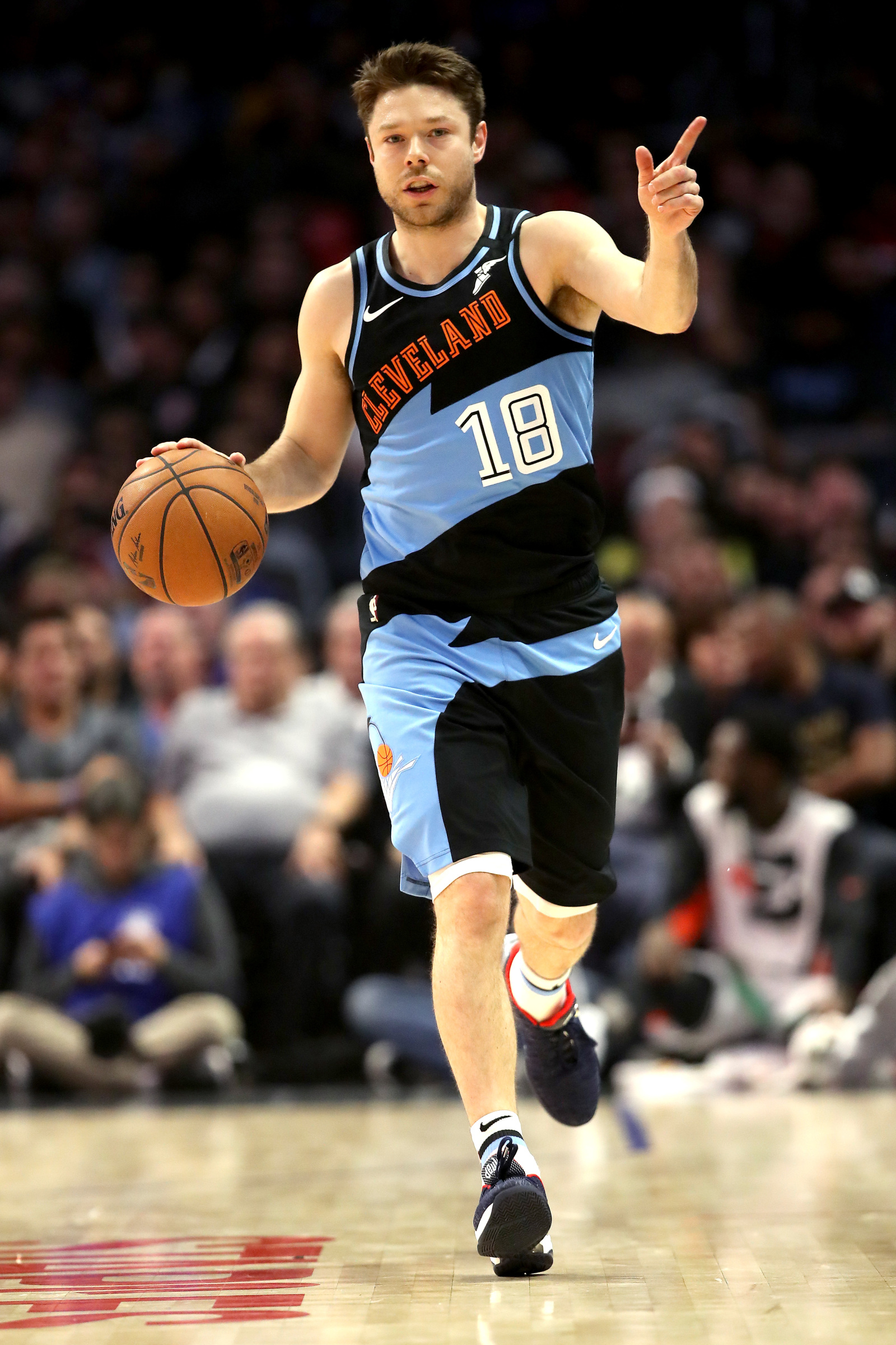 Cavaliers: 3 Reasons To Keep Matthew Dellavedova