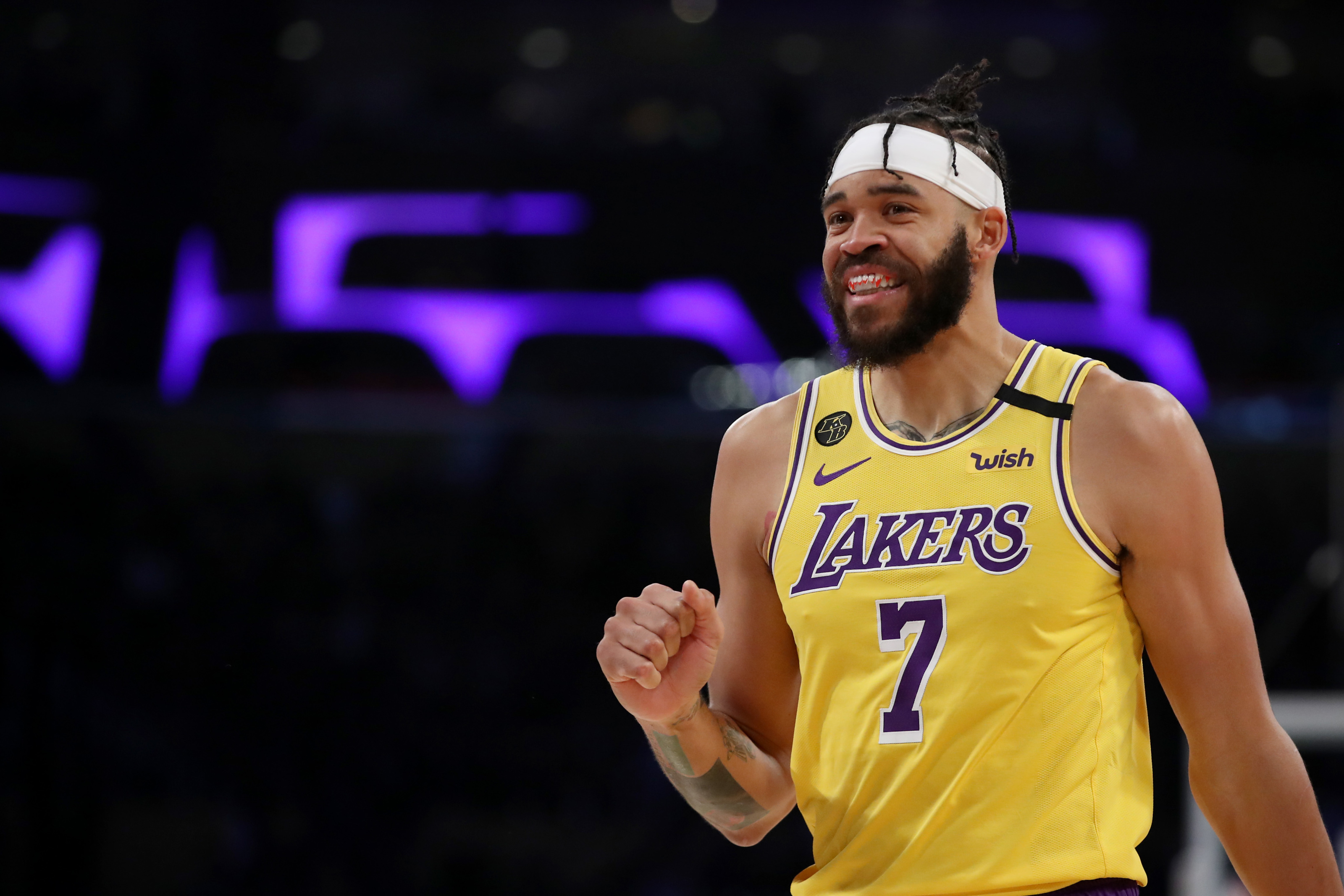AP Source: Cavaliers Acquire JaVale McGee