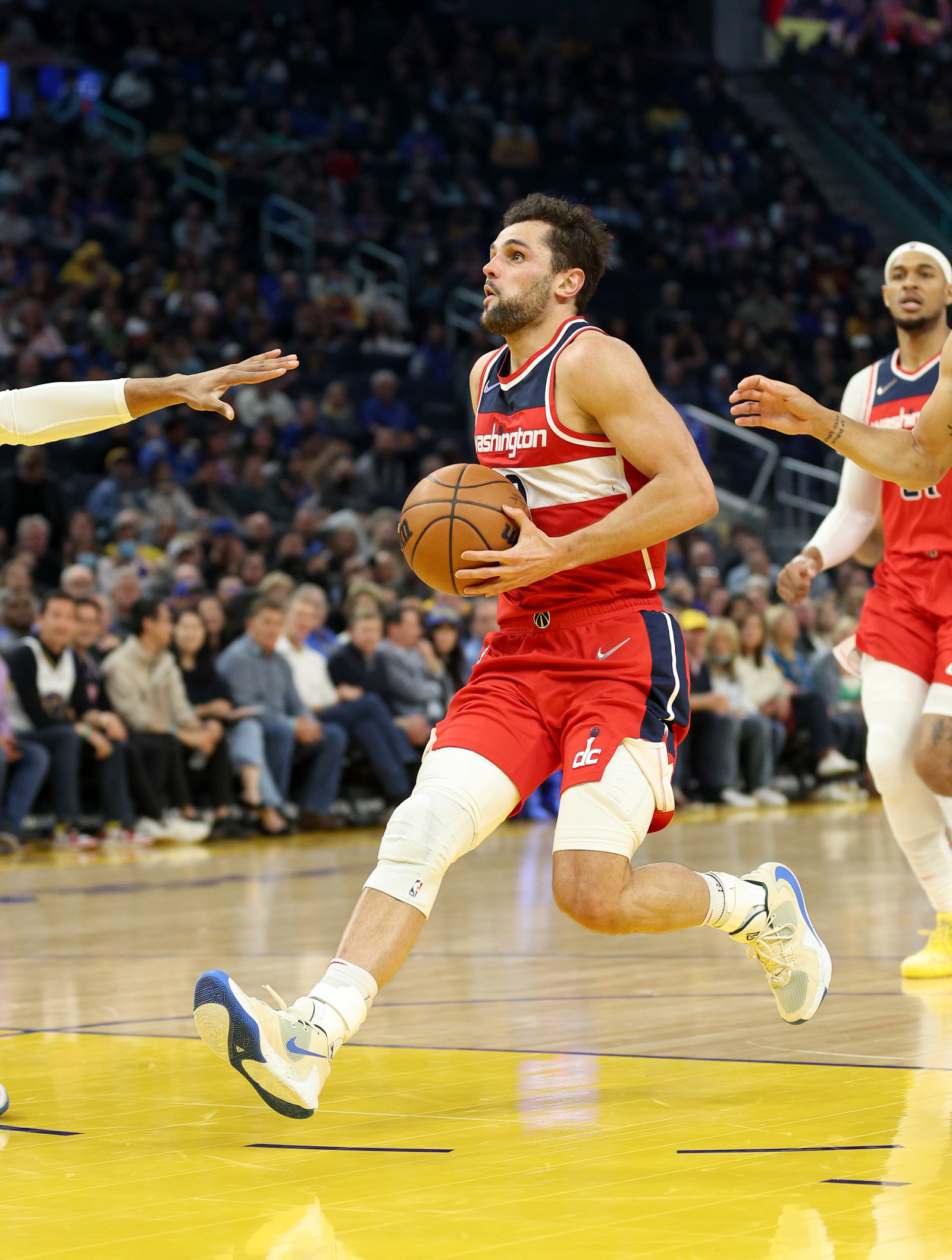 Cleveland Cavaliers officially sign Ricky Rubio, Robin Lopez, Raul Neto
