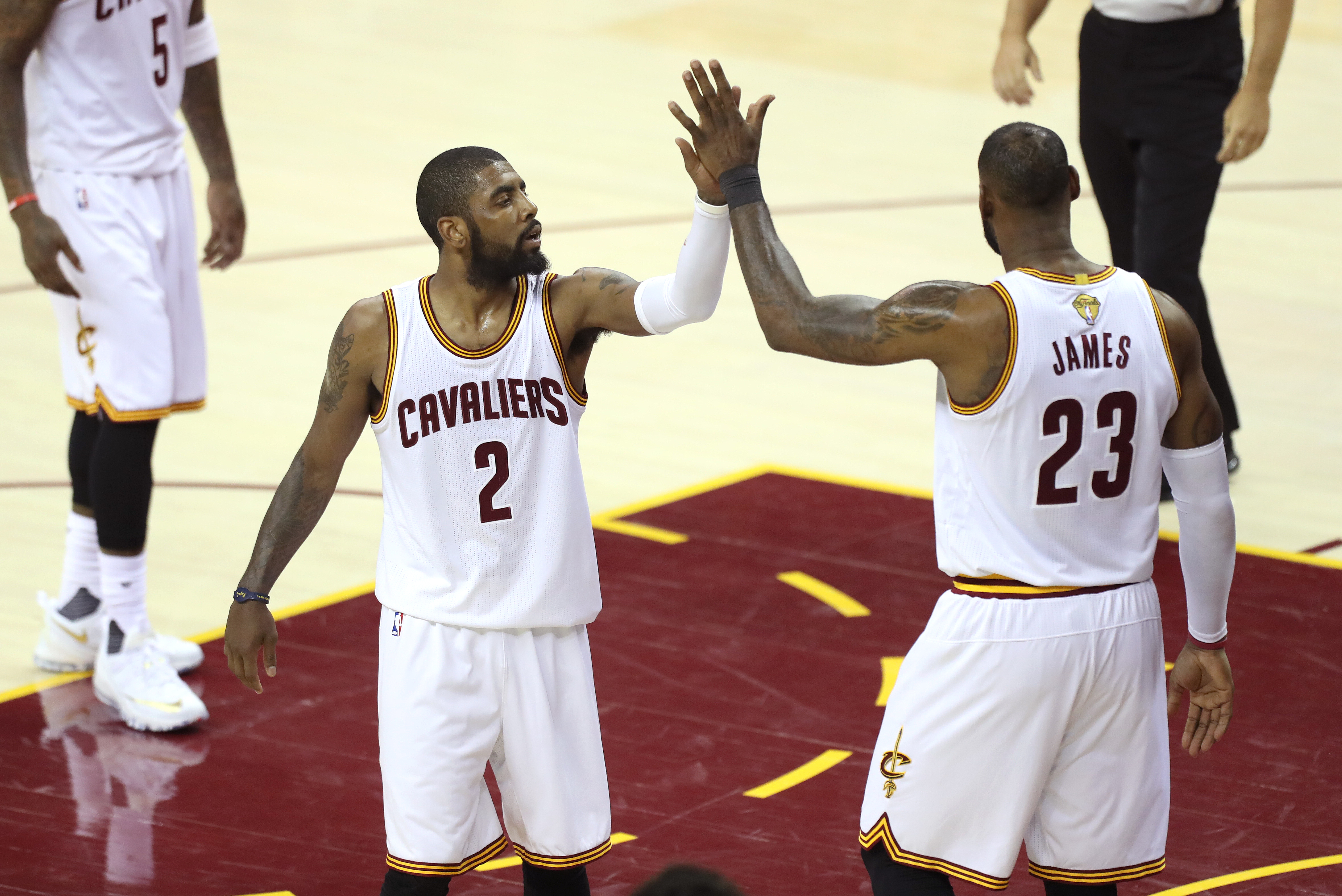 LeBron James, Kyrie Irving carry Cavaliers in Game 5 - Sports Illustrated