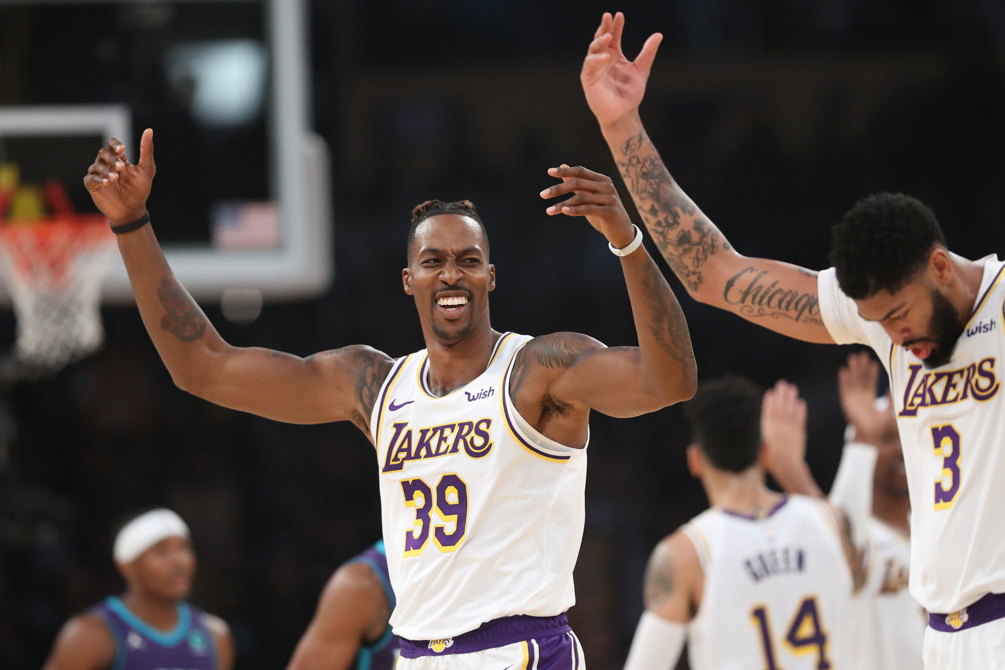 Lakers get a boost early from Dwight Howard, who makes most of