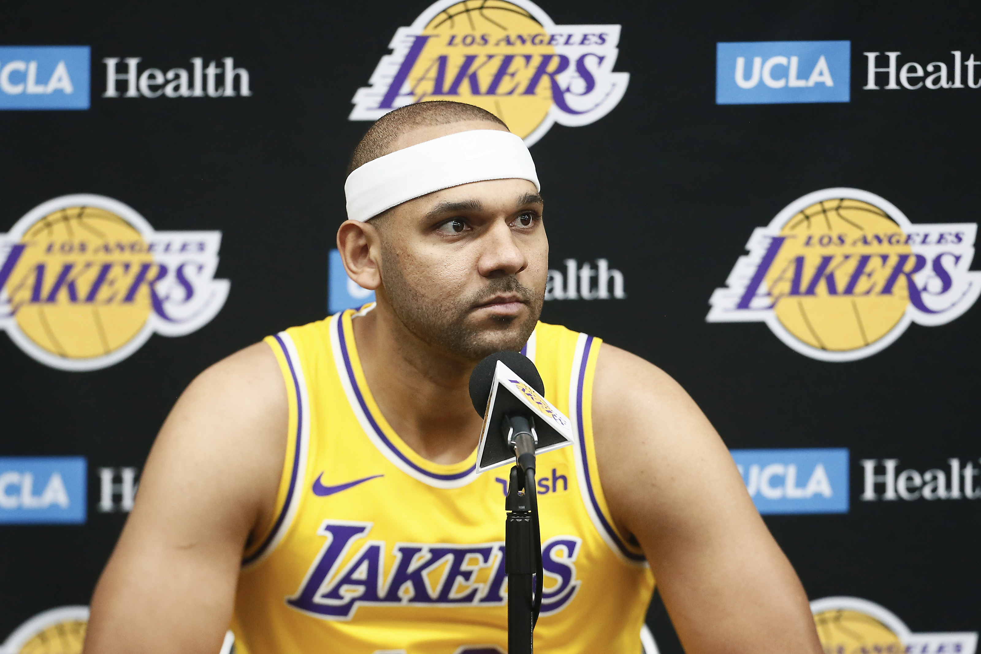 Lakers' Jared Dudley Claps Back at 'Semi-Pro' Player Who Tried to