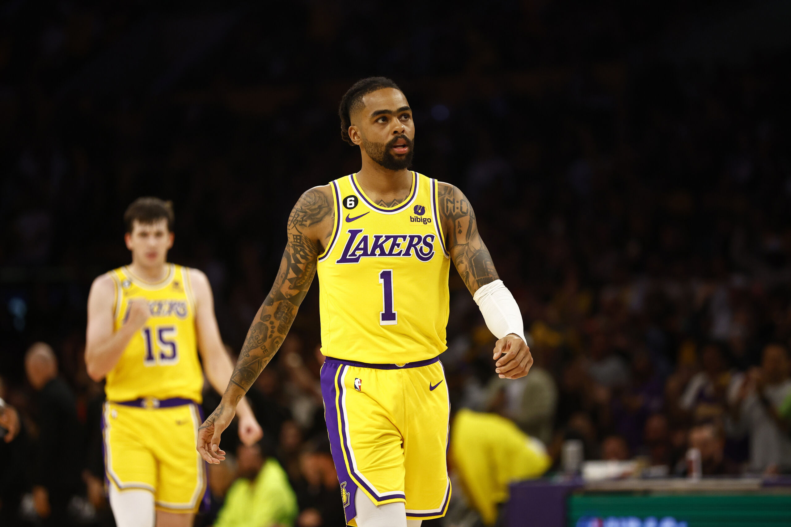 D'Angelo Russell's Asking Price to Lakers REVEALED?  Here's How the Lakers  Should VALUE DLo in FA! 