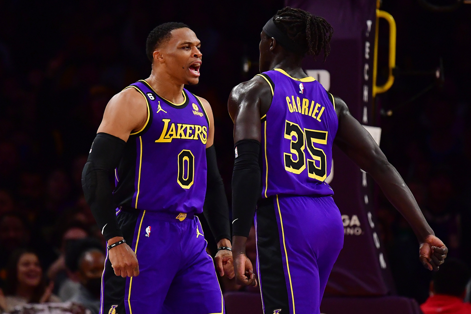 Legion Hoops on X: DEVELOPING: The Lakers and Pistons are in