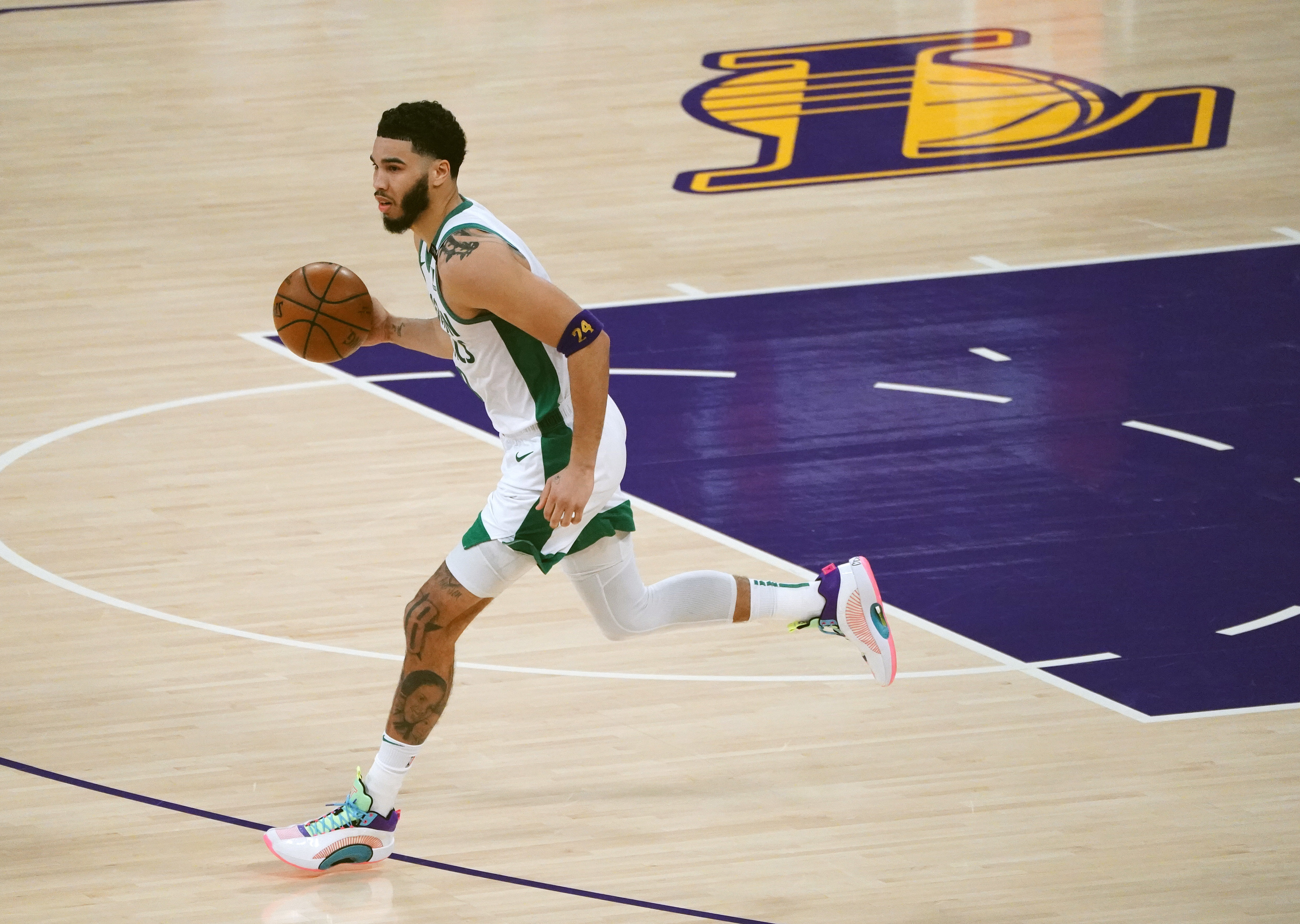 Jayson Tatum shares cryptic photo about the Lakers on Instagram