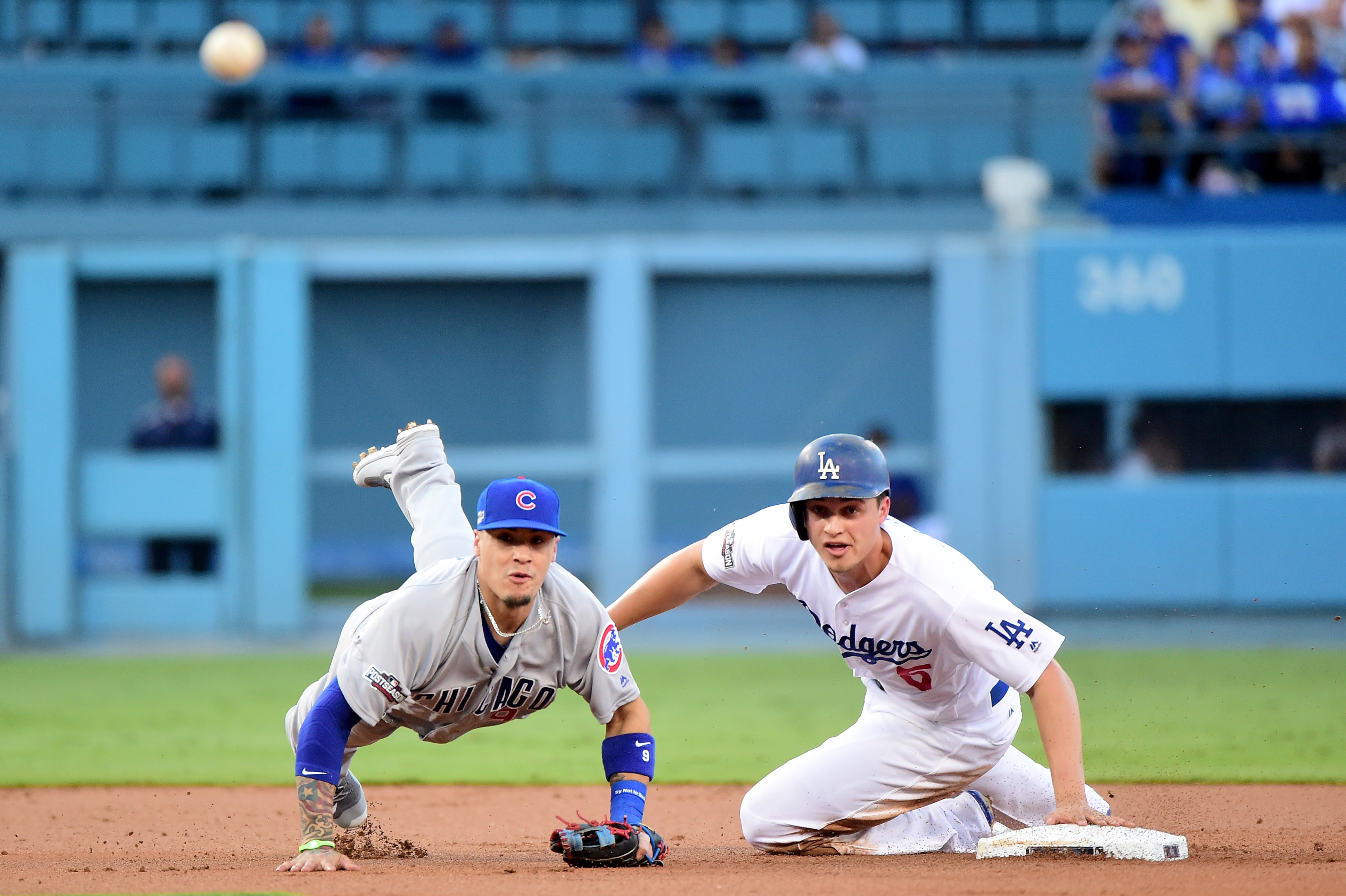 Corey Seager to stick at shortstop for a while - True Blue LA