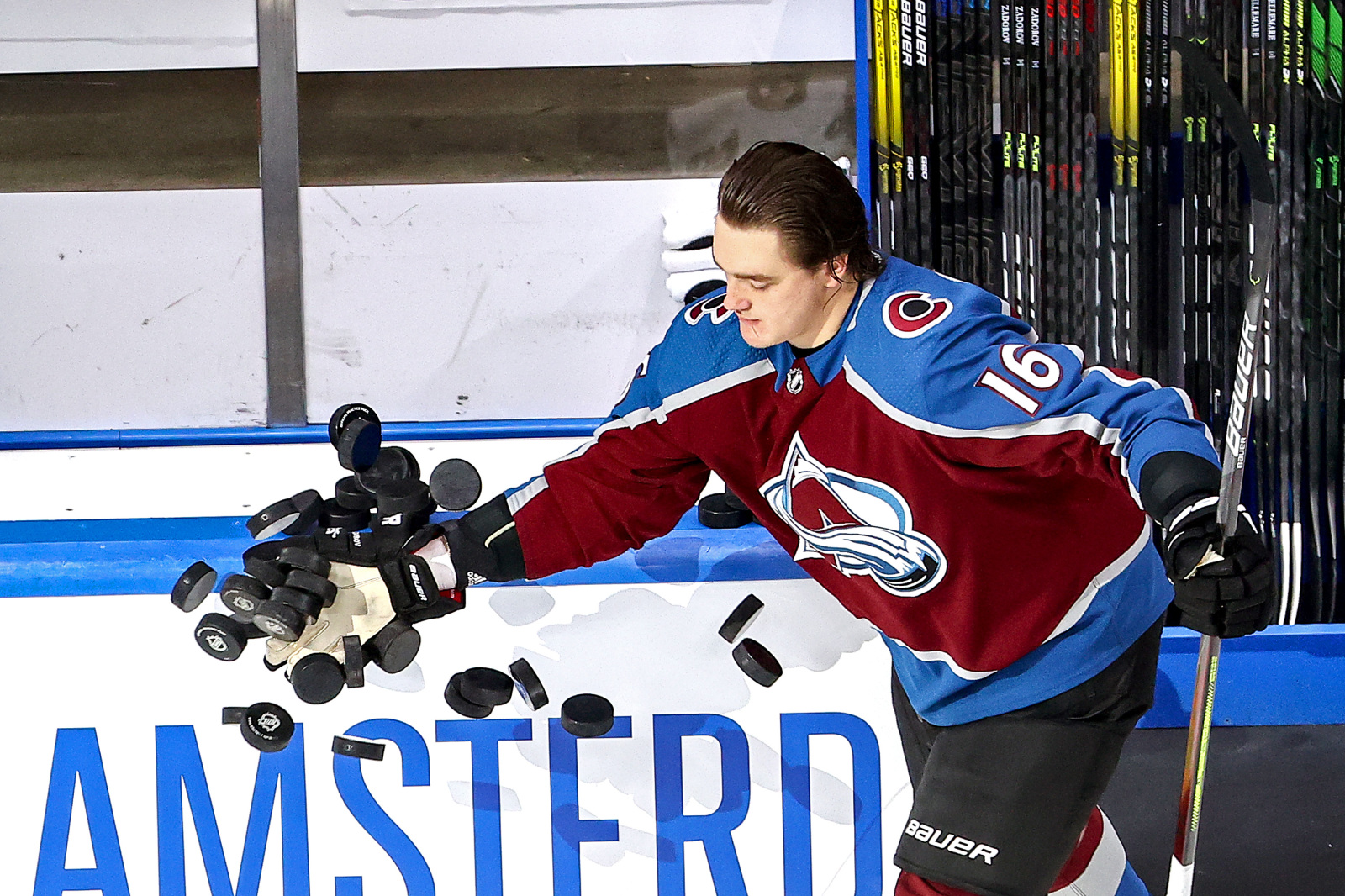 Nikita Zadorov wants to stay with Avalanche, but KHL temptation