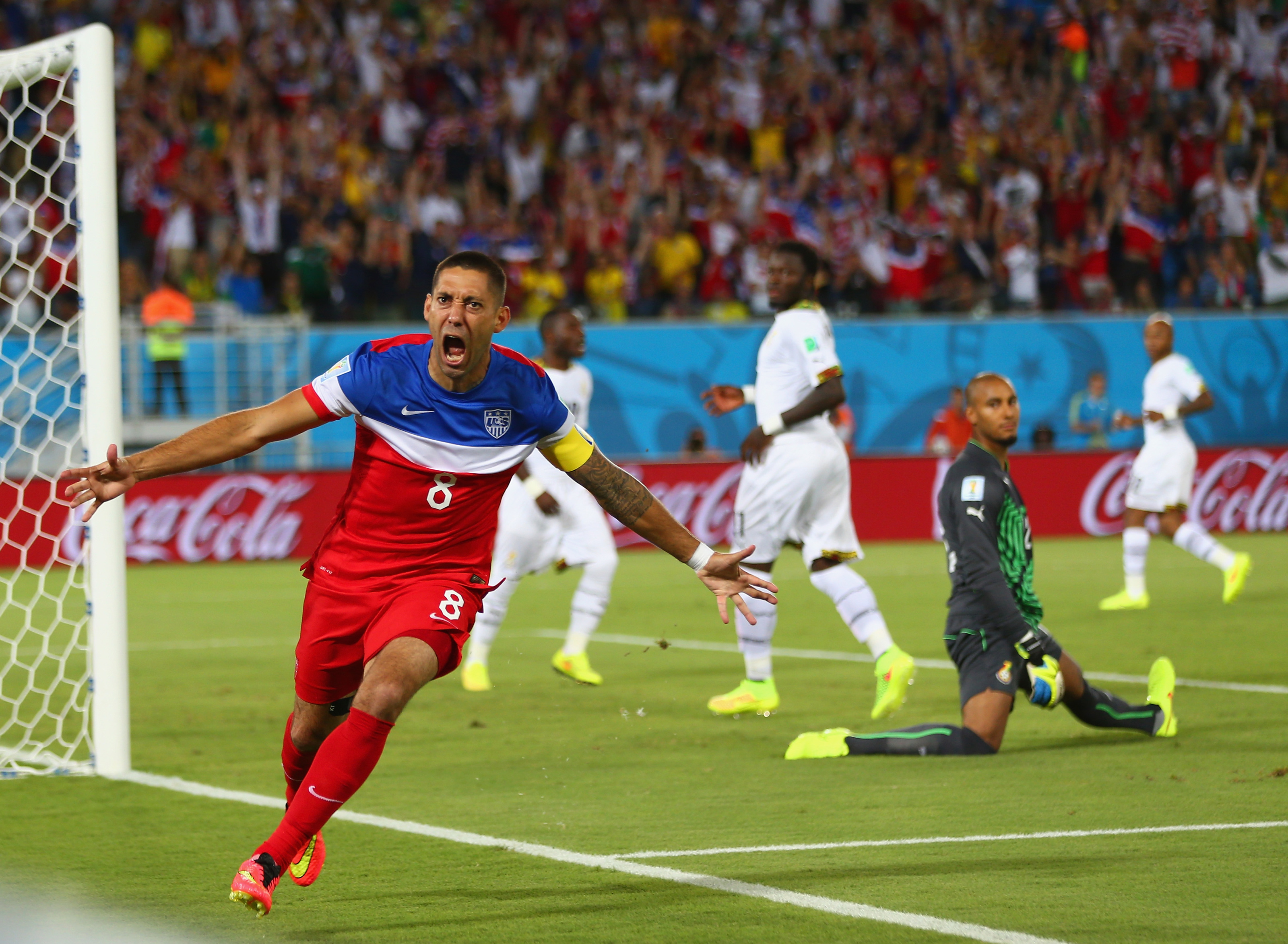 U.S. soccer star Clint Dempsey attributes success to God - Deseret