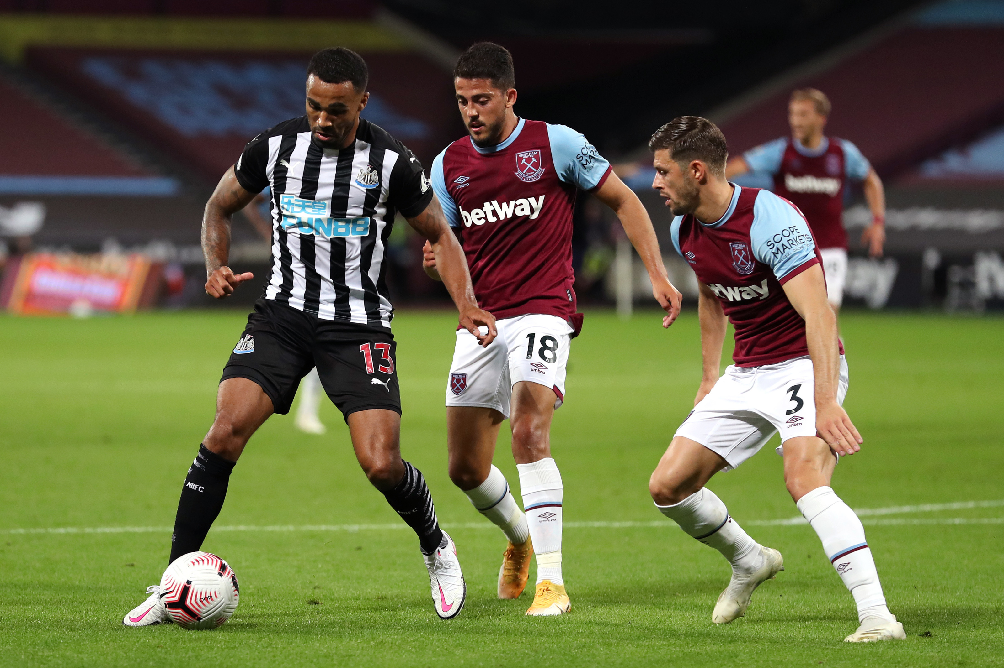 Bookies give Newcastle United favorable odds to shock West Ham United