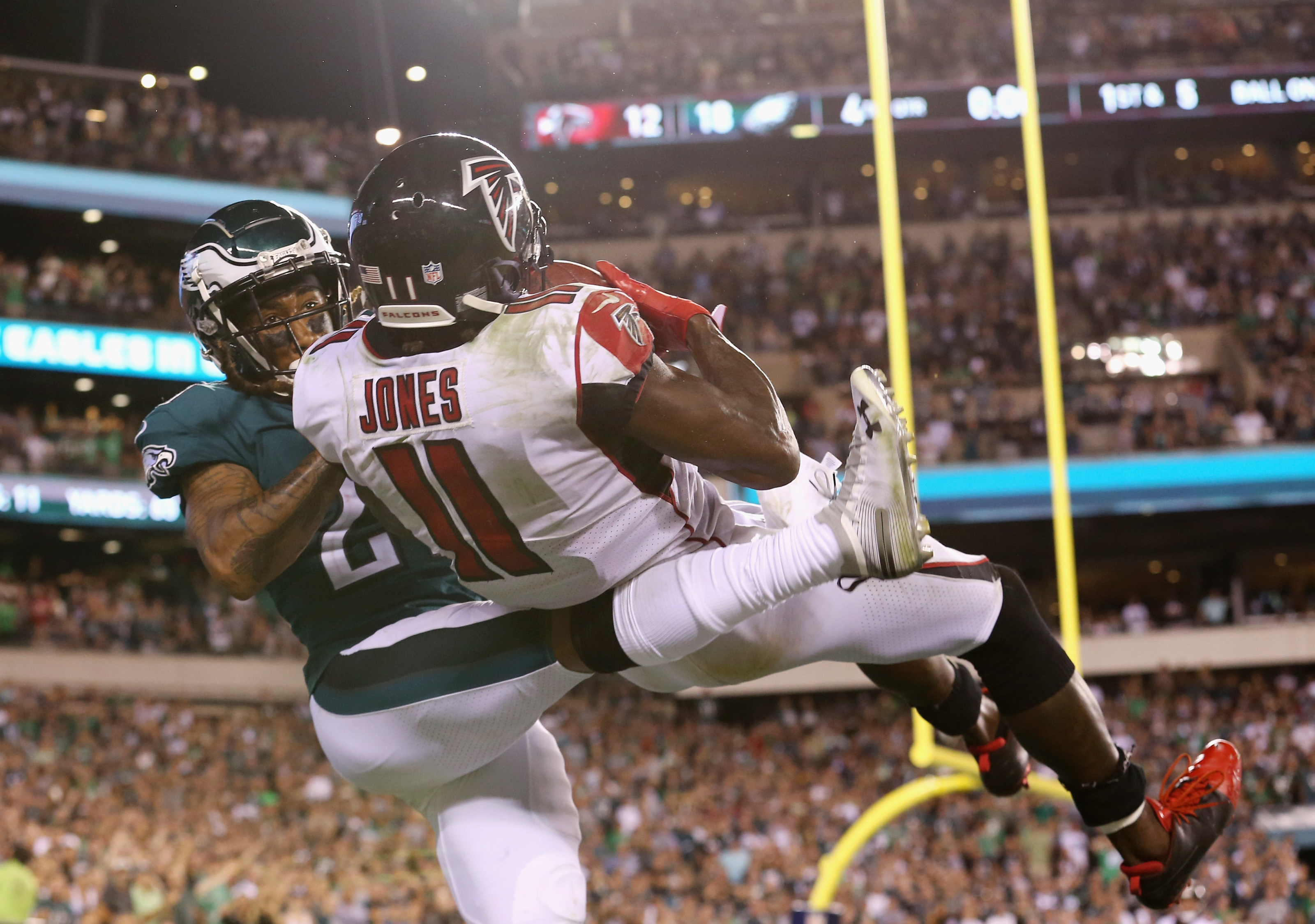 Atlanta Falcons: Is Julio Jones becoming an all-time great wide receiver?